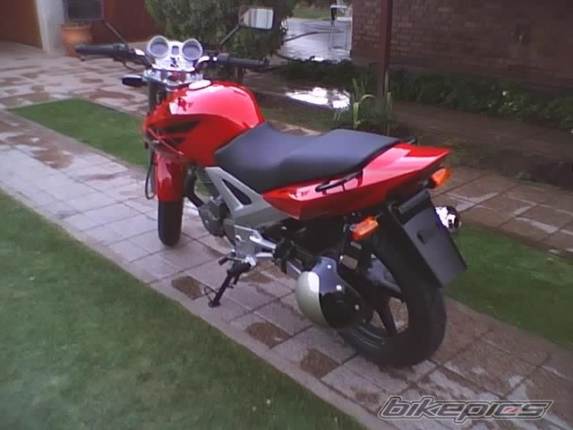 Photo 1611926