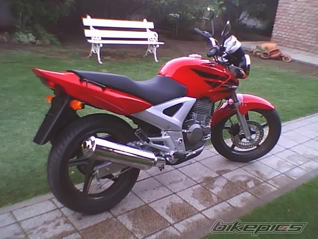 Photo 1611927