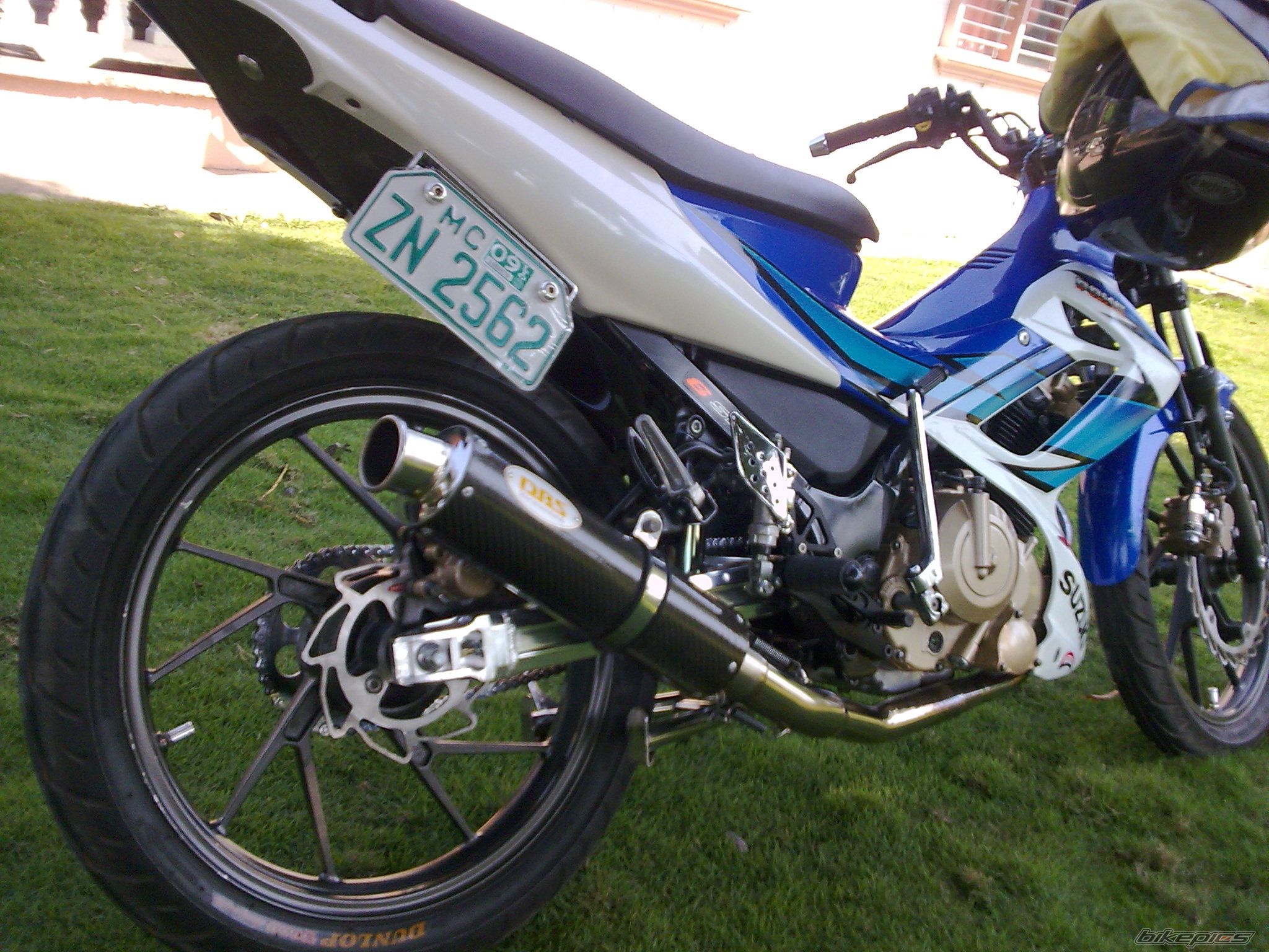 Photo 1611934