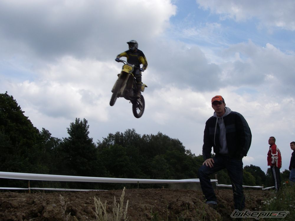 Photo 1612306