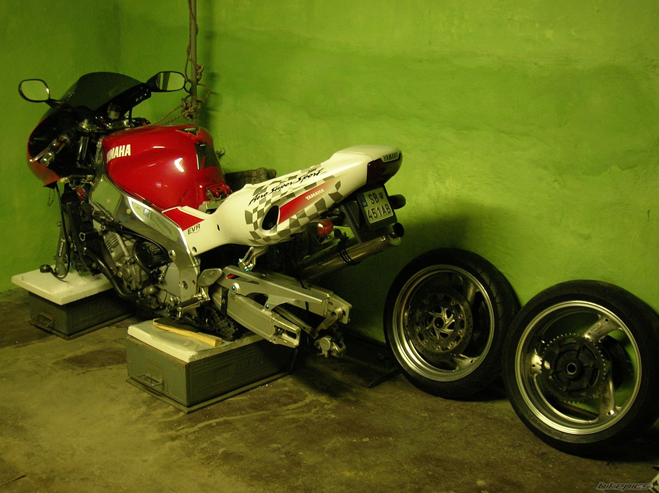 Photo 1612363