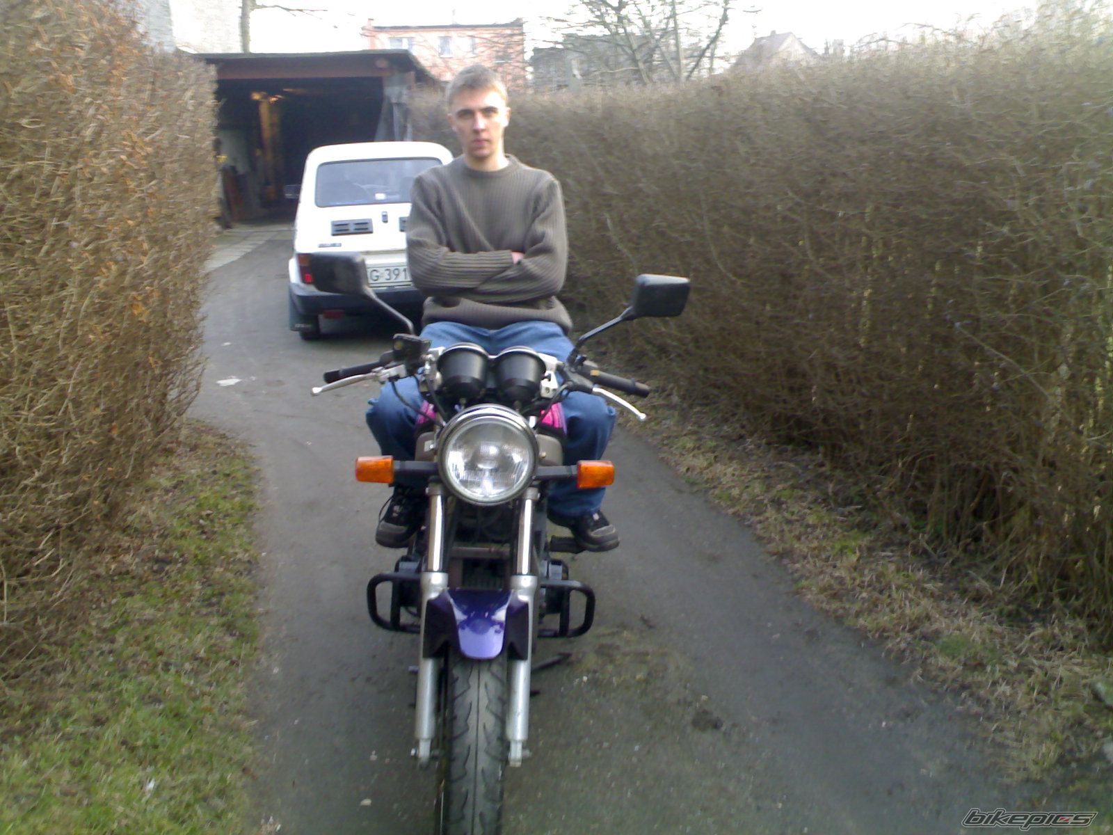 Photo 1612858
