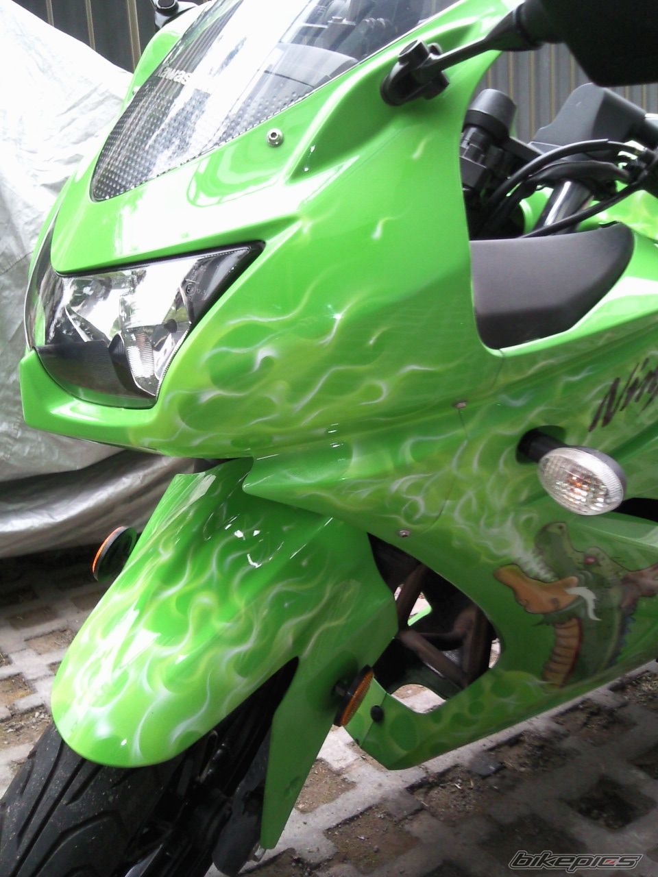 Photo 1612935