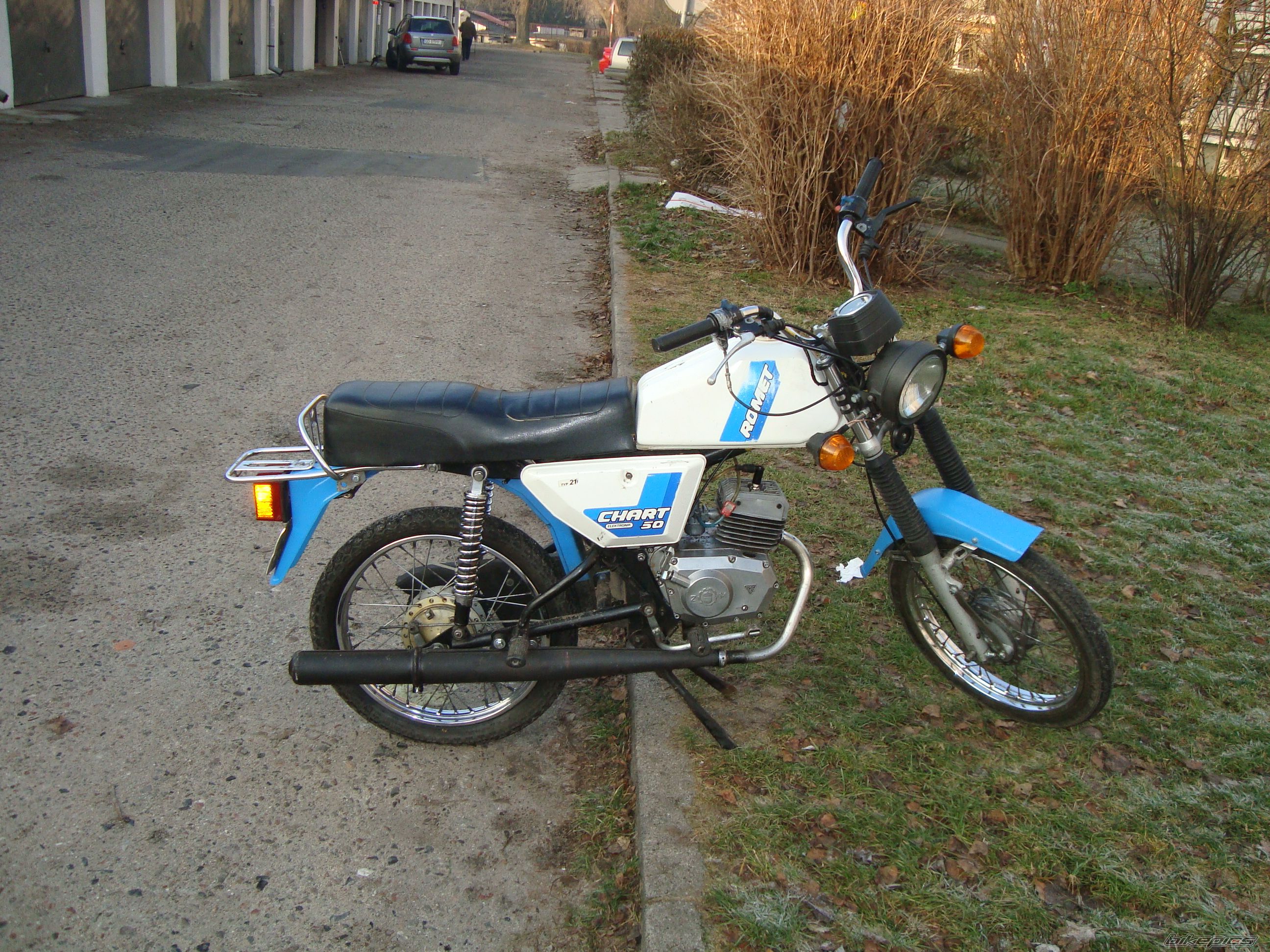 Photo 1612991