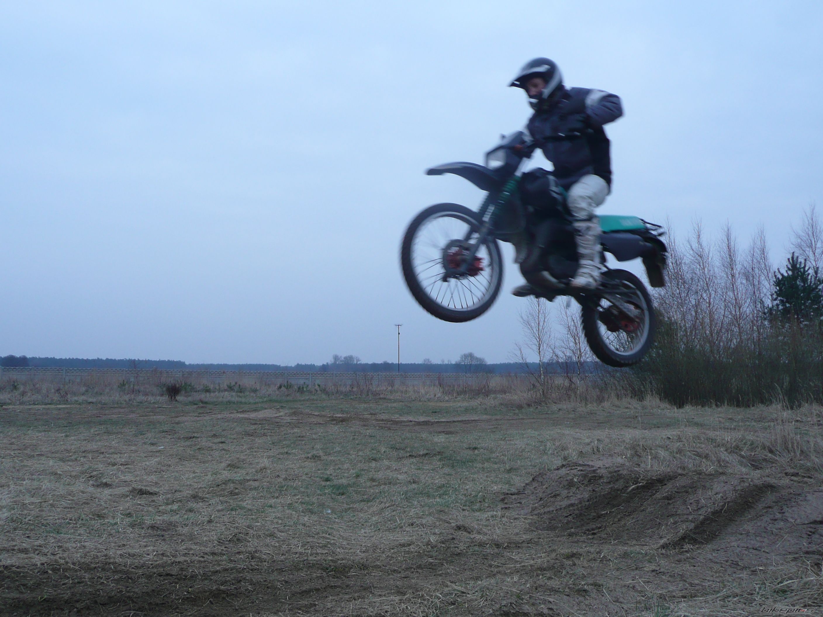 Photo 1613157