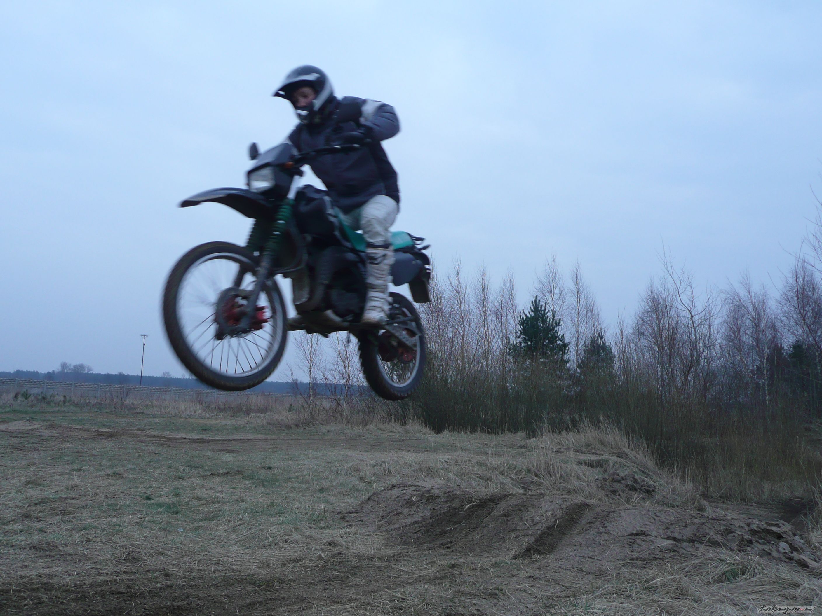 Photo 1613164