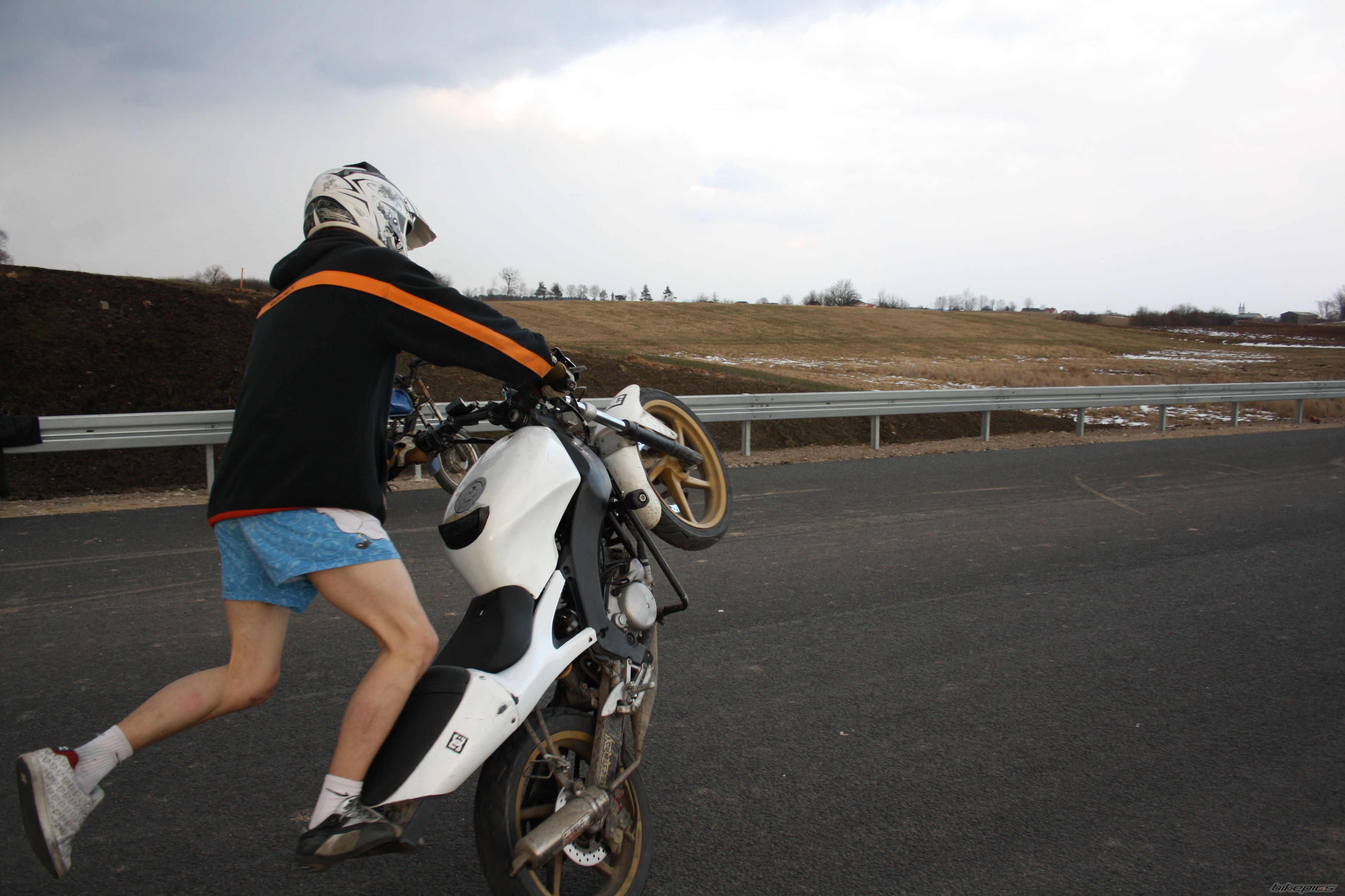Bike Photo 1613280