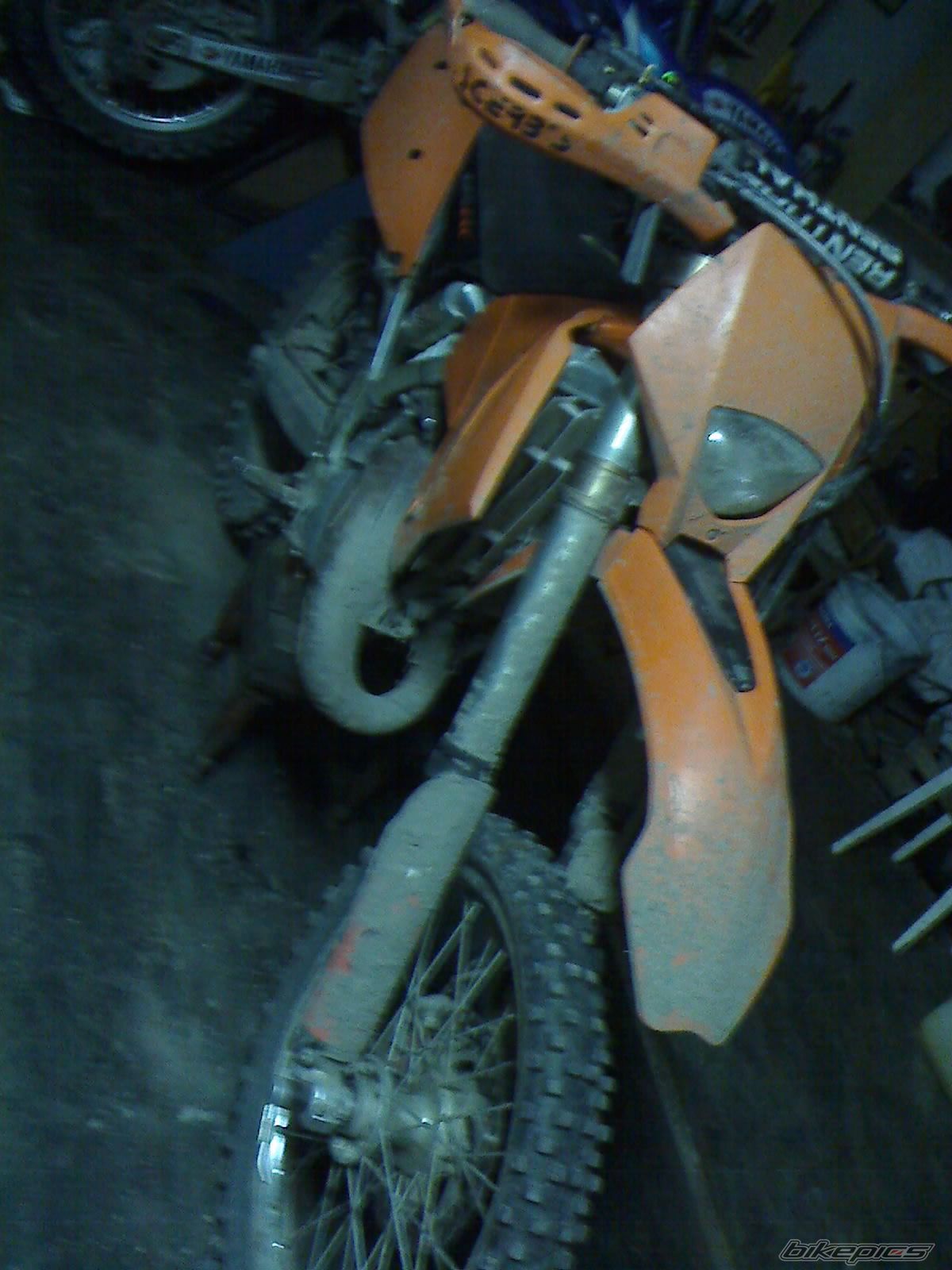 Photo 1613296