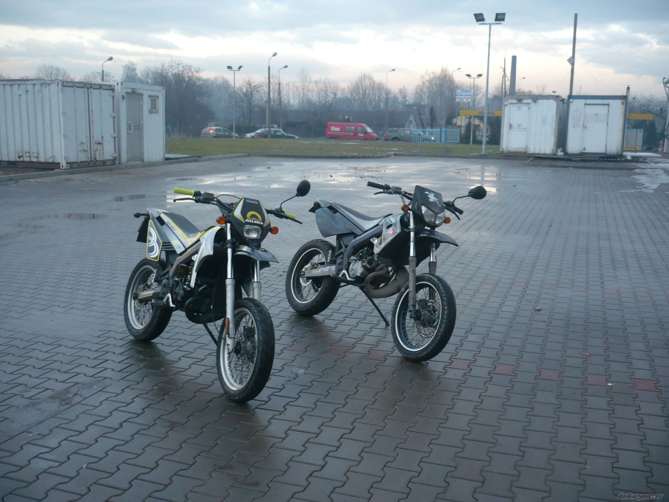 Photo 1613302
