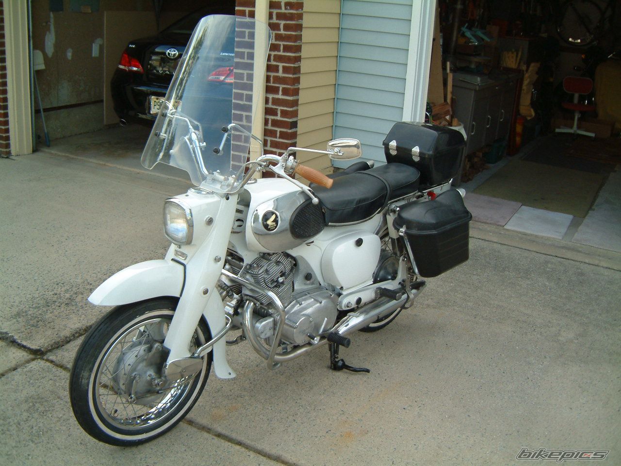 Photo 1613336