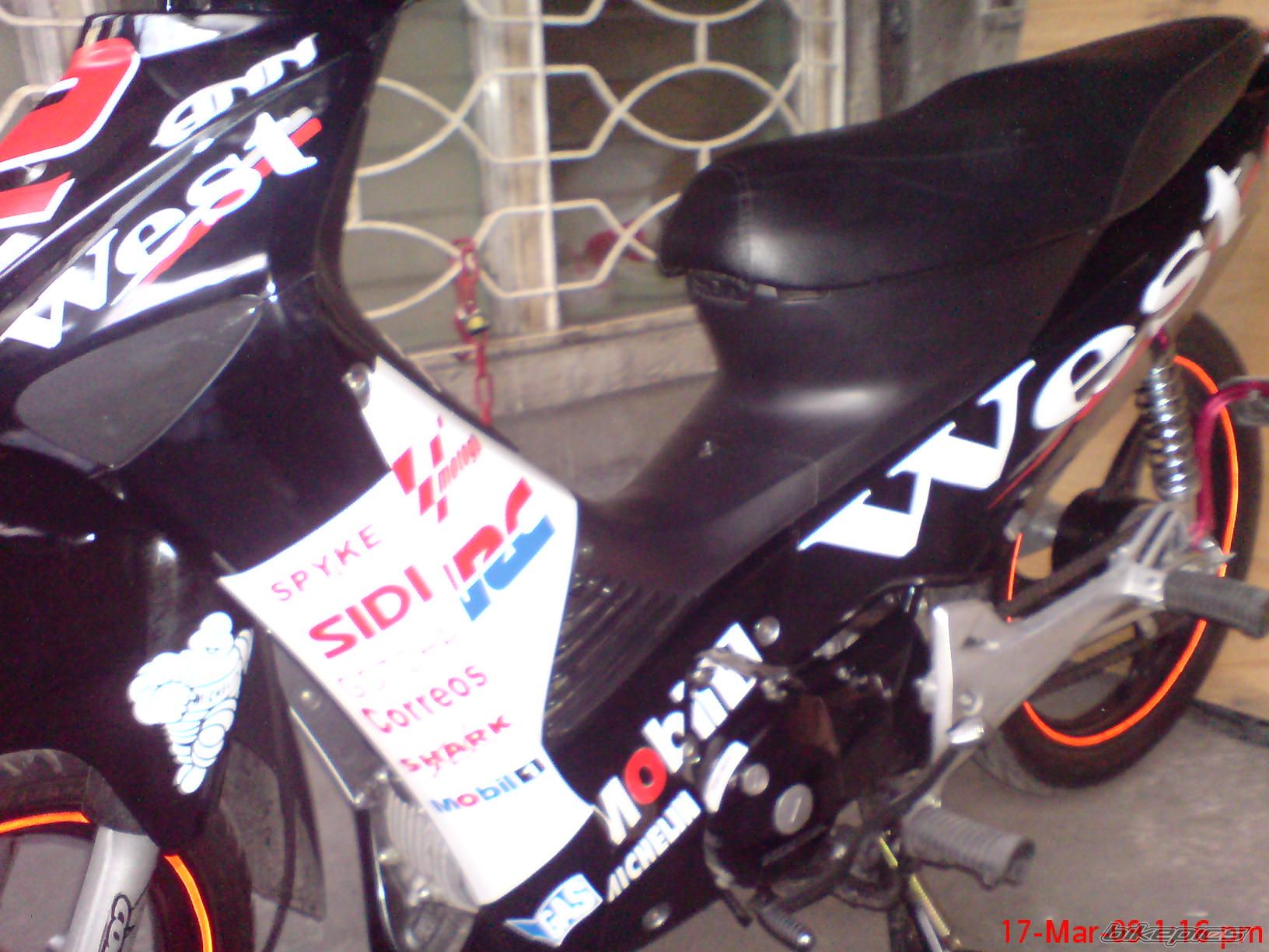Photo 1613458
