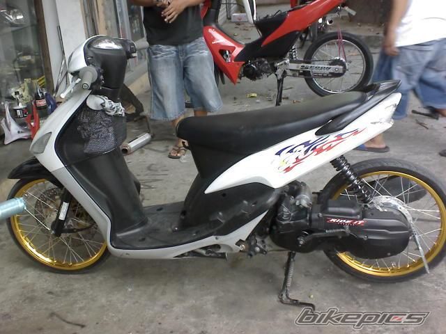 Photo 1613483
