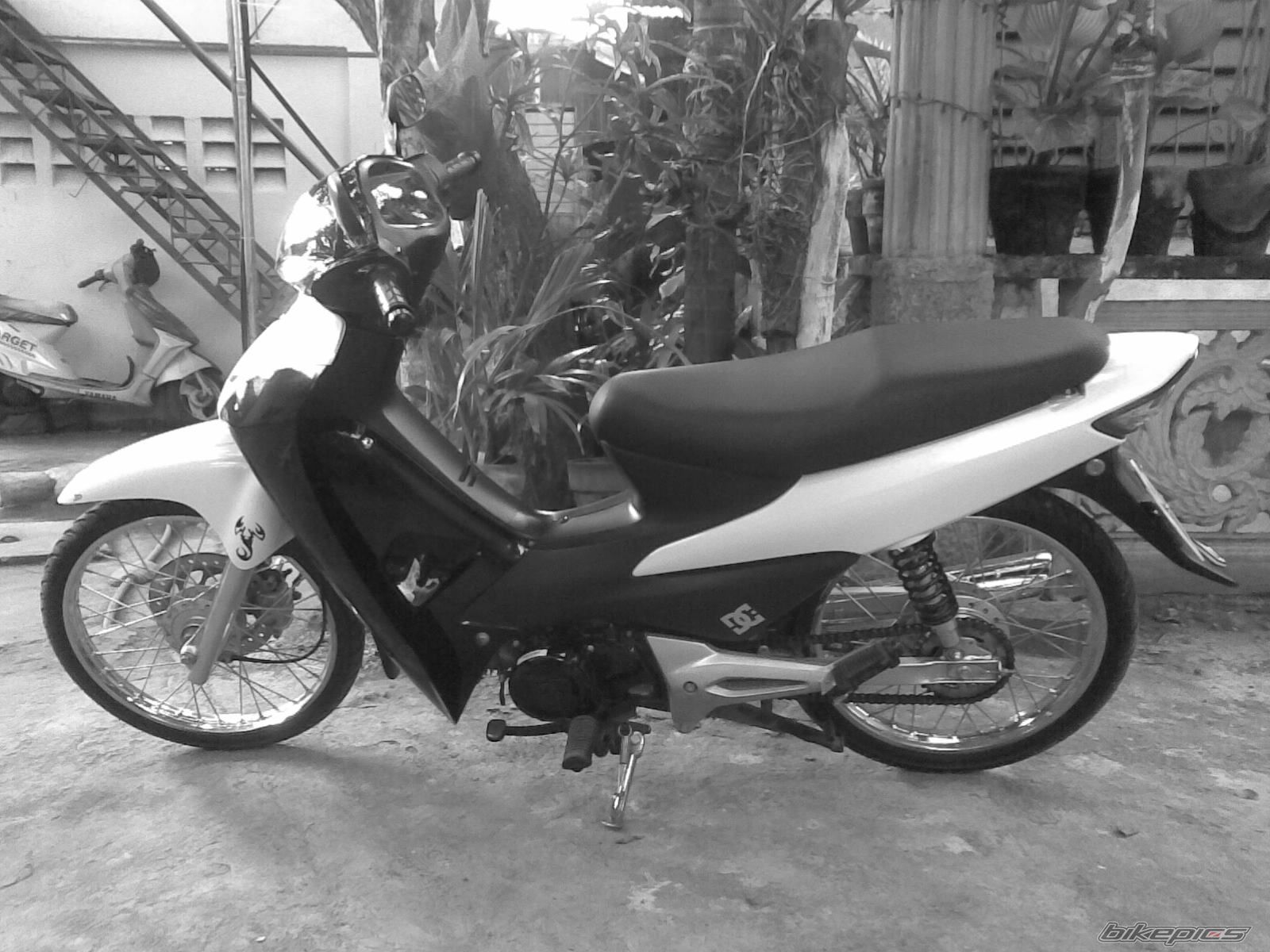 Photo 1613496