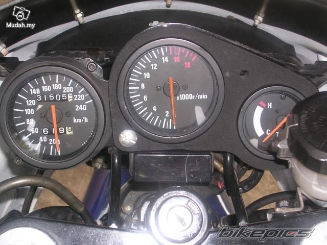 Photo 1613508