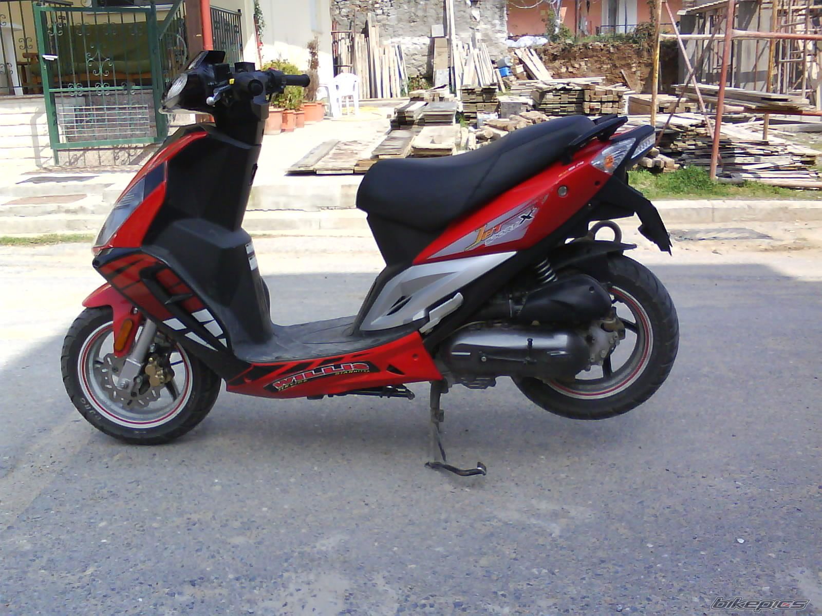 Photo 1613571