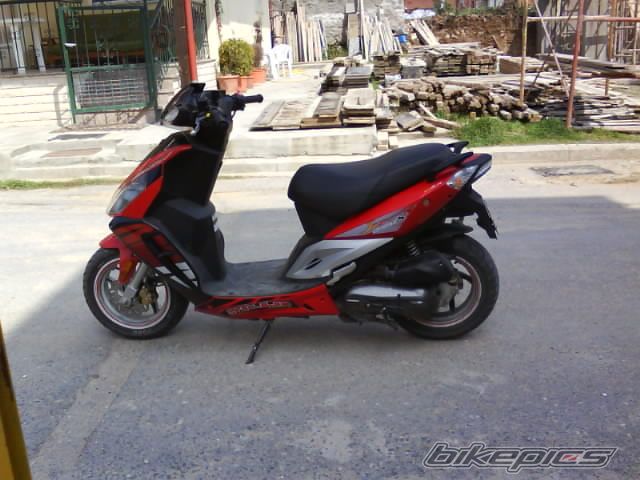 Photo 1613573