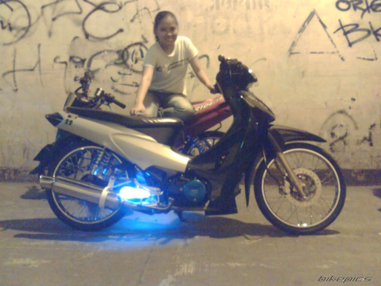 Photo 1613808