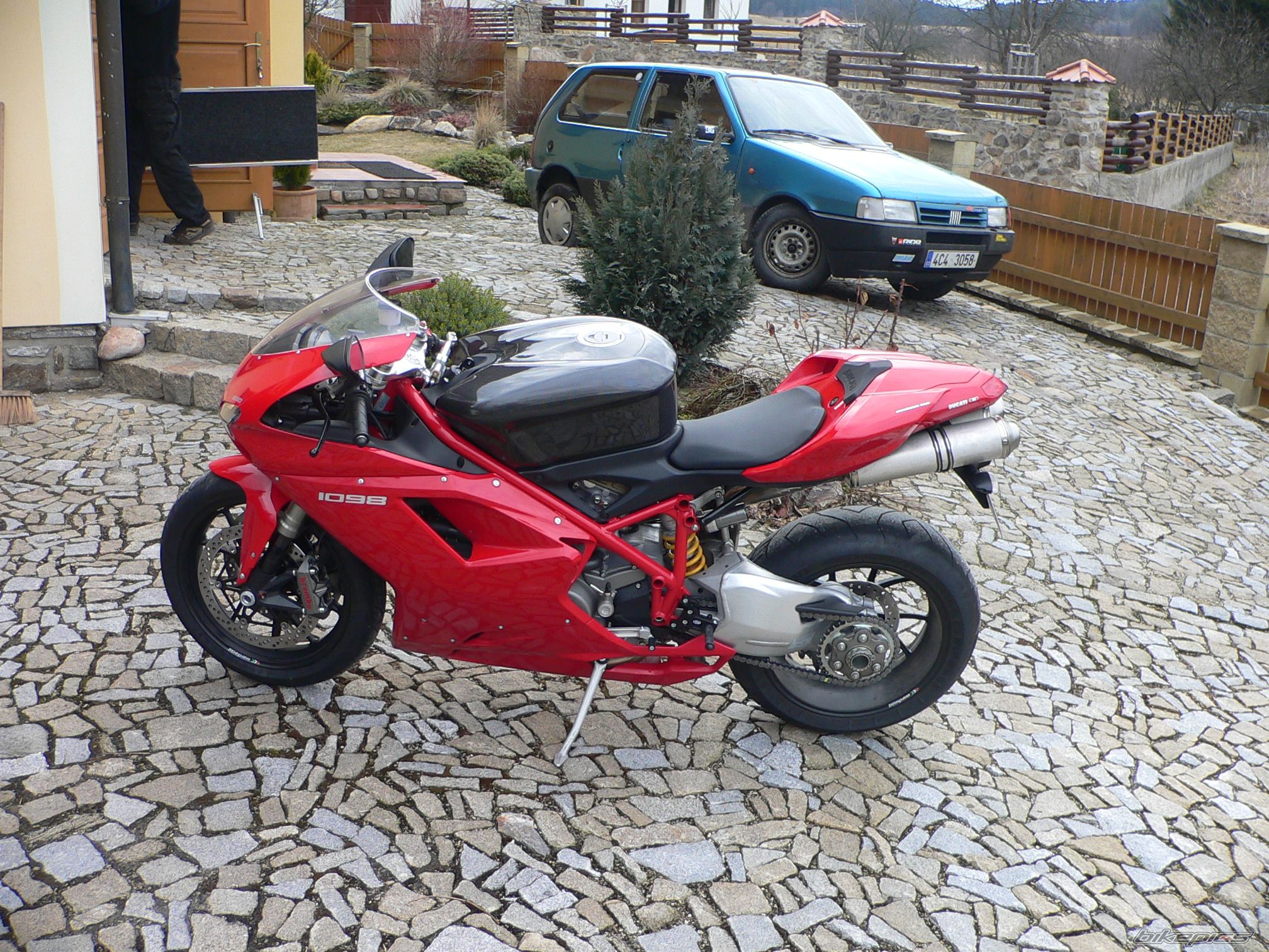 Bike Photo 1613810