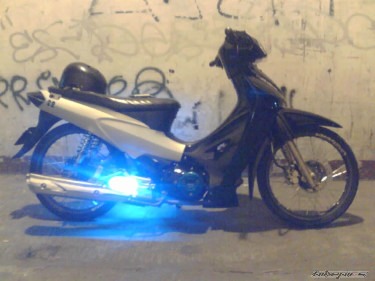 Photo 1613822