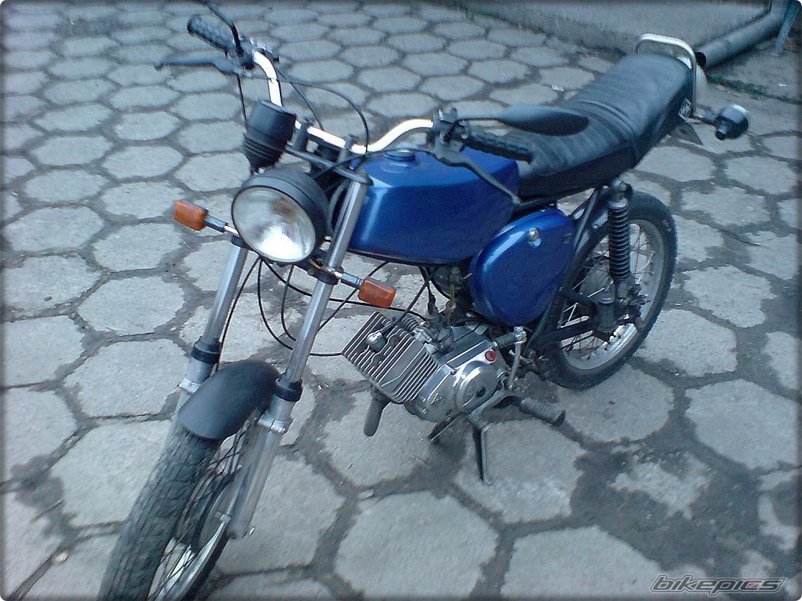 Photo 1613873