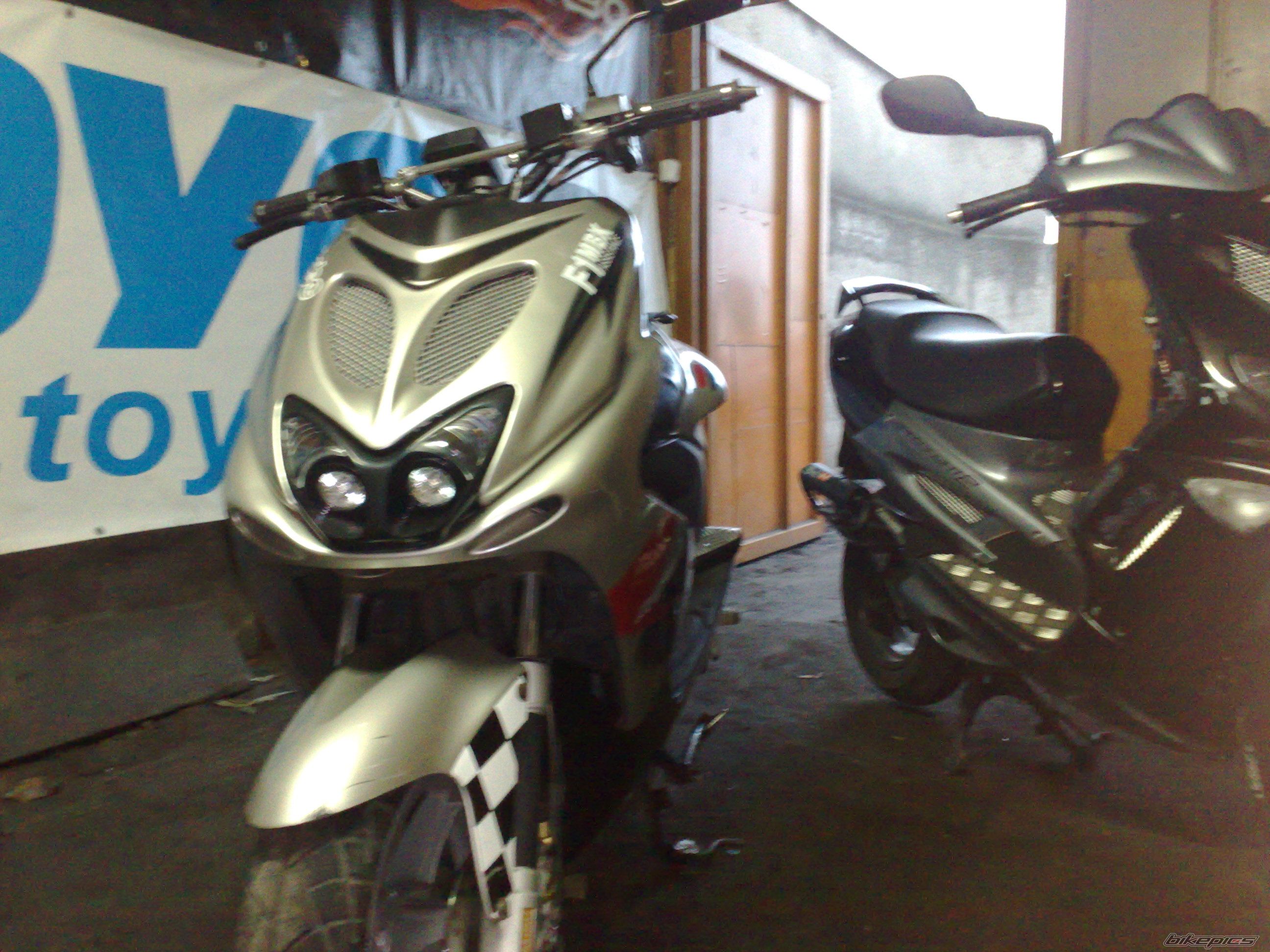 Photo 1613935