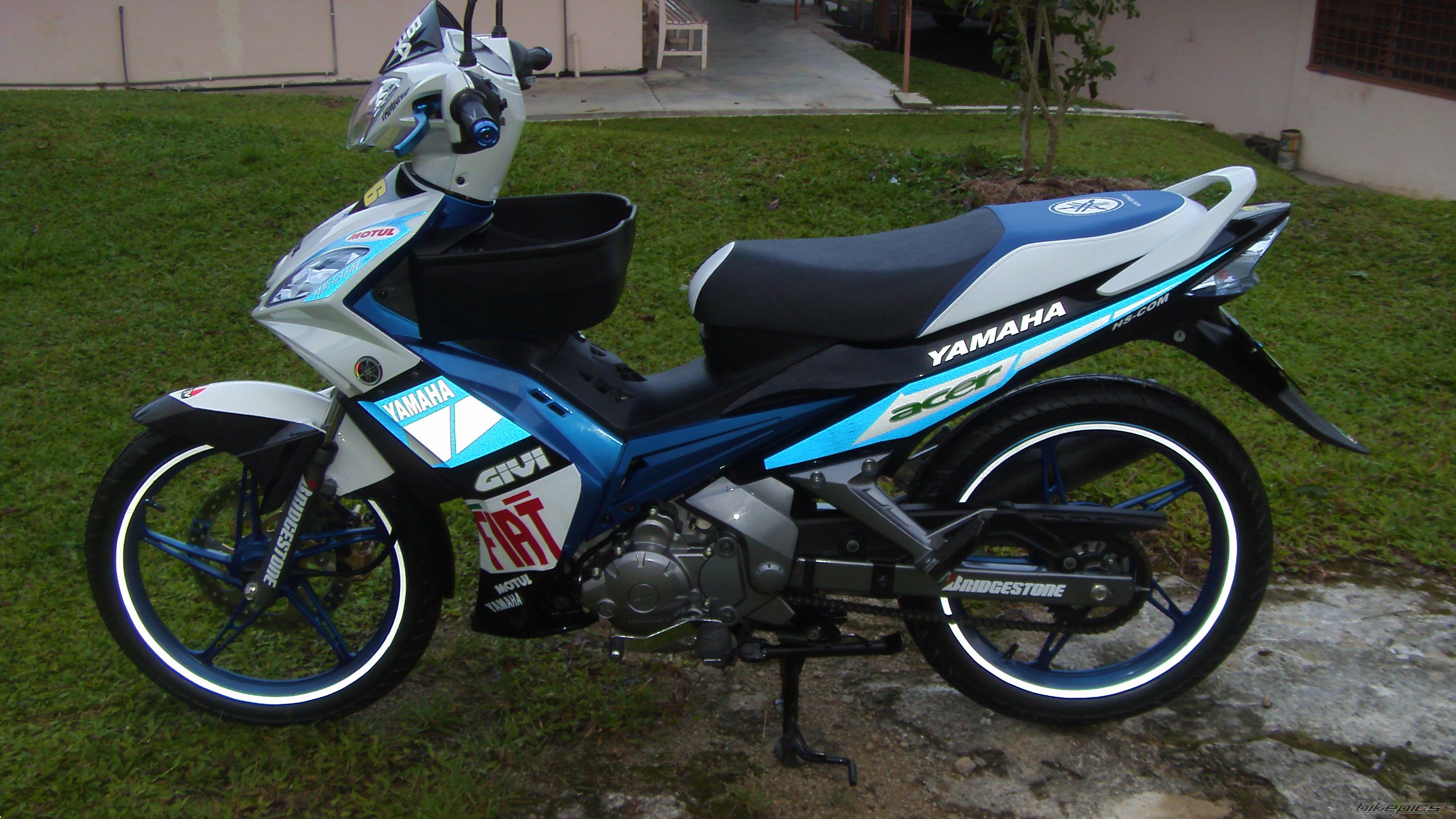 Photo 1614348