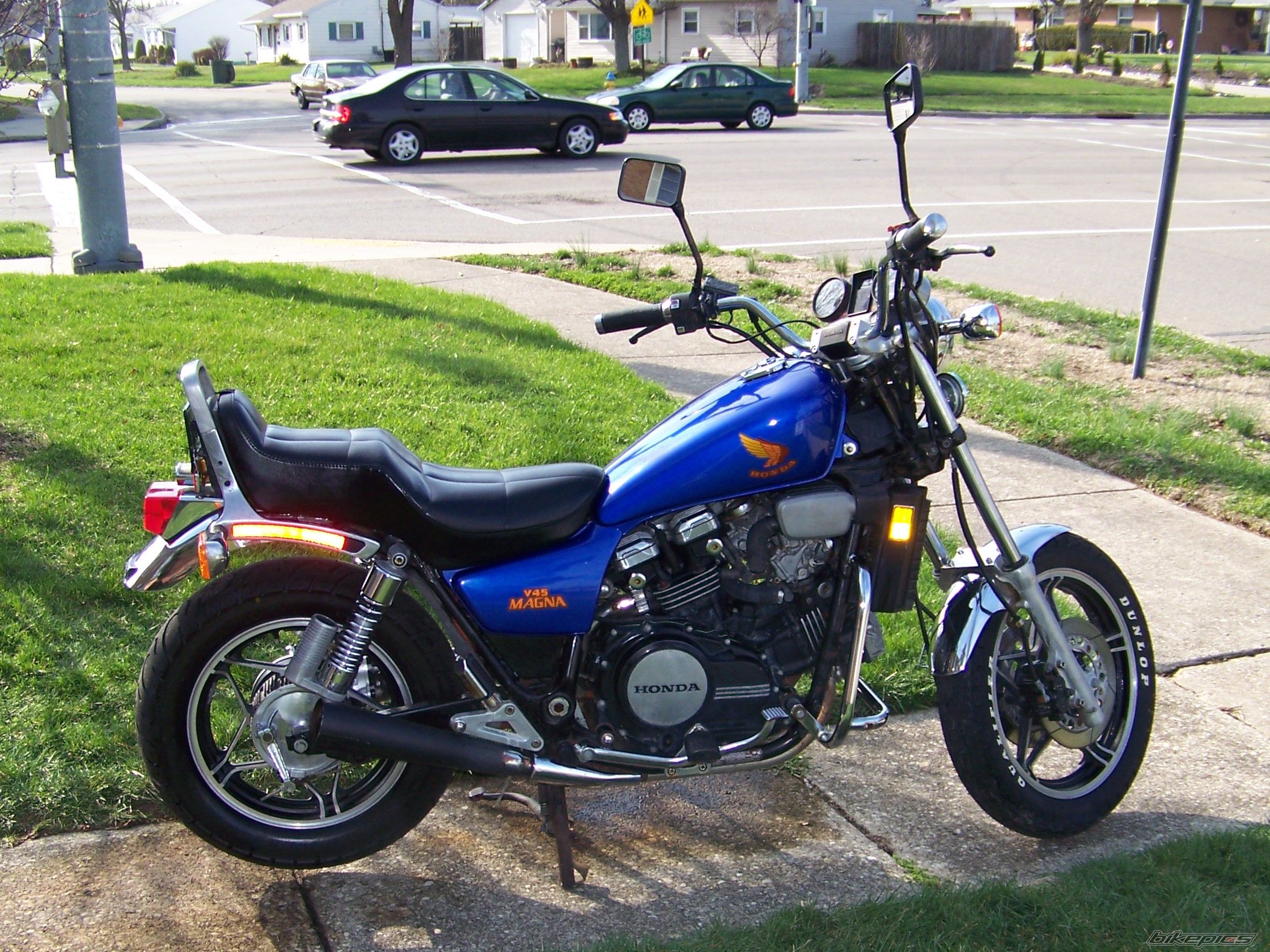 Photo 1614442