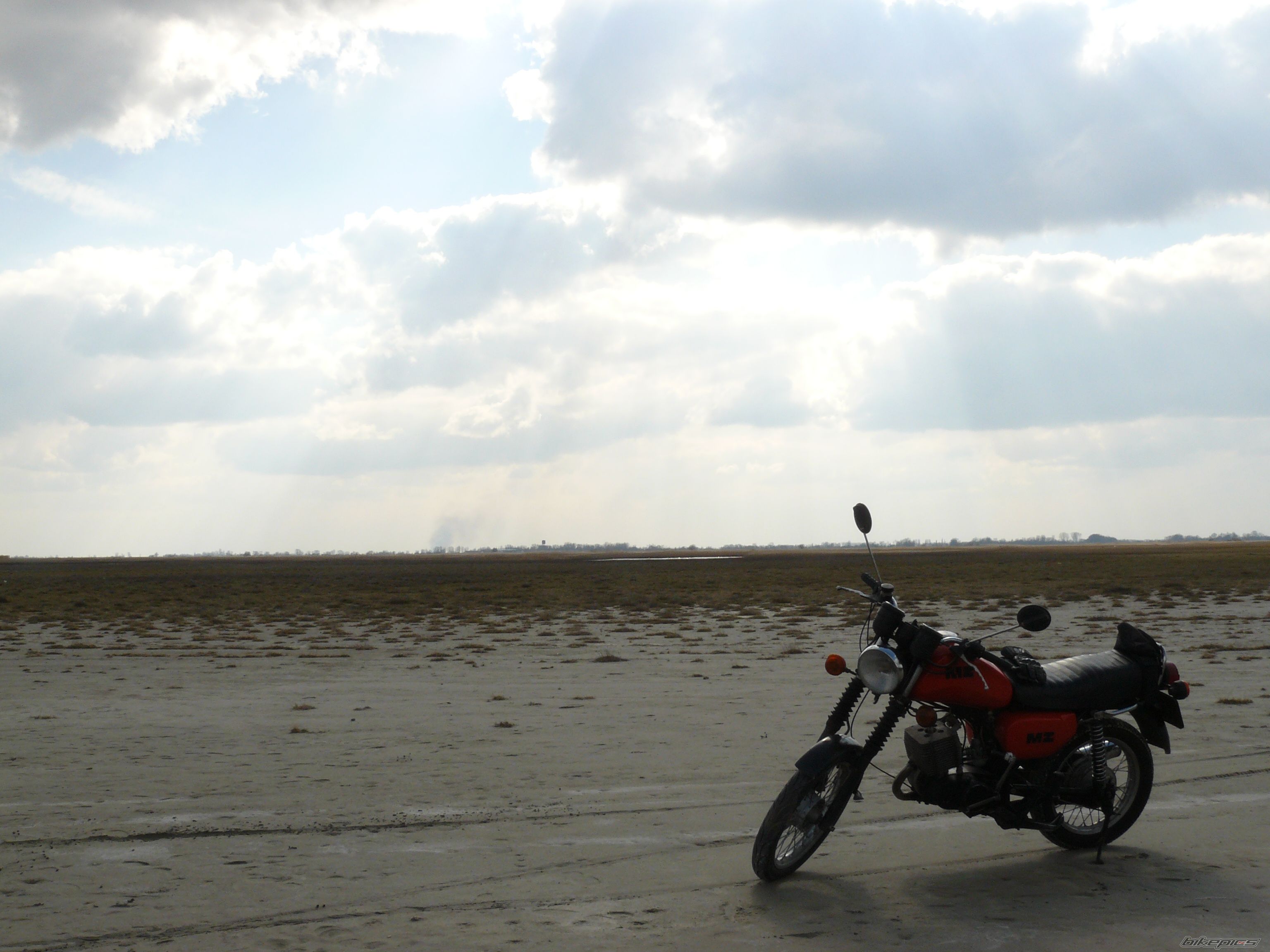 Bike Photo 1614446