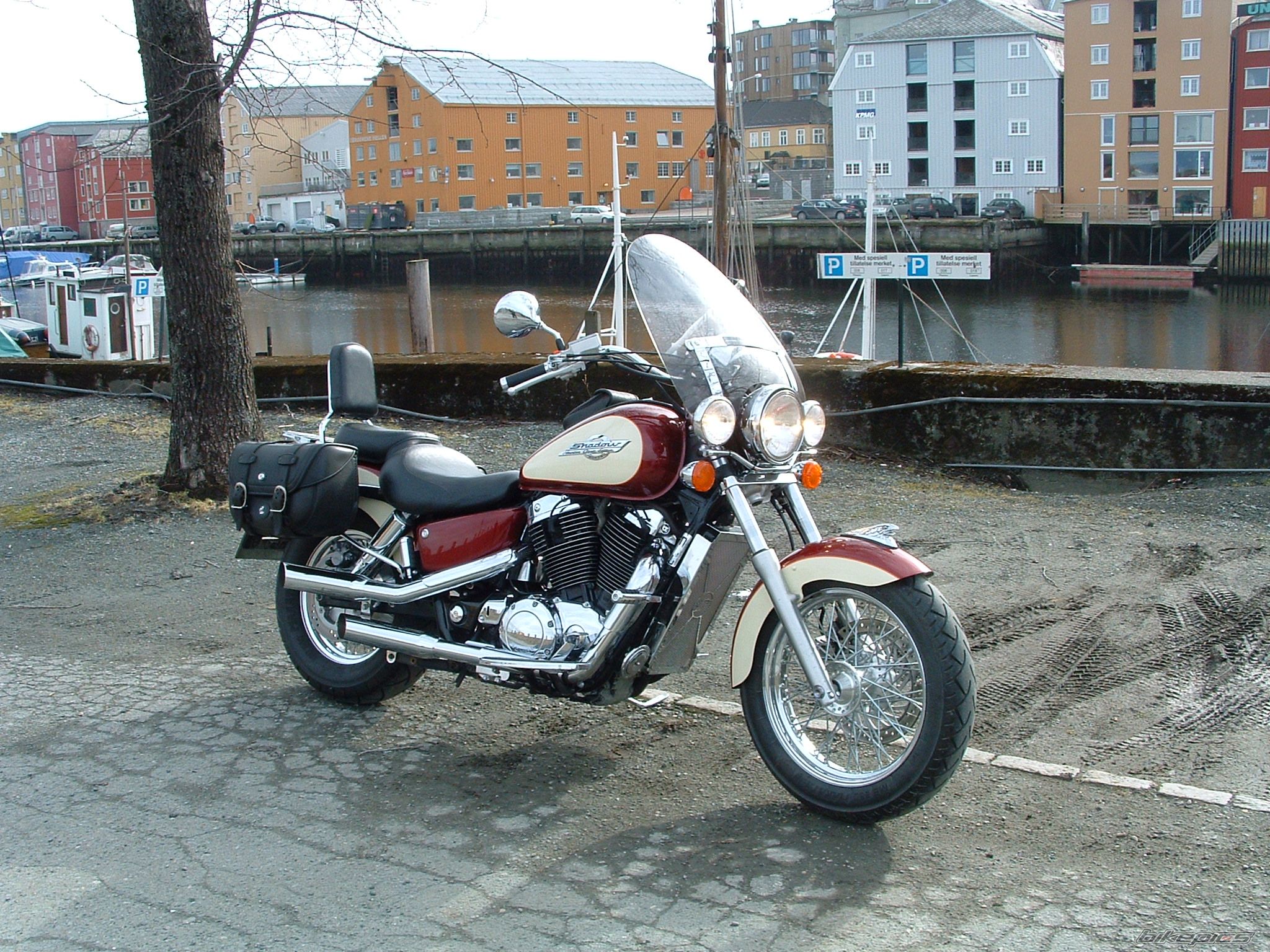 Photo 1614479