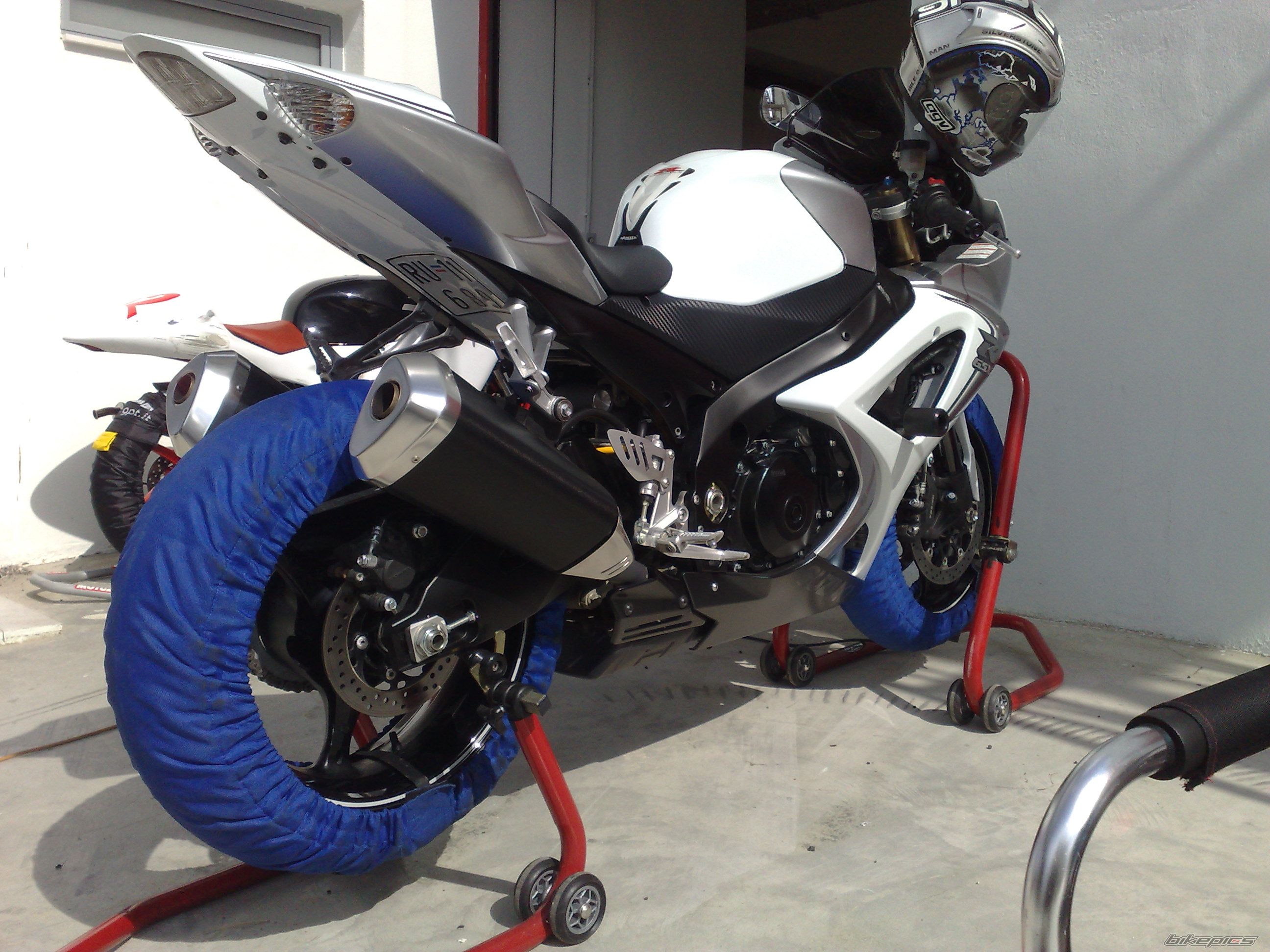 Photo 1614536