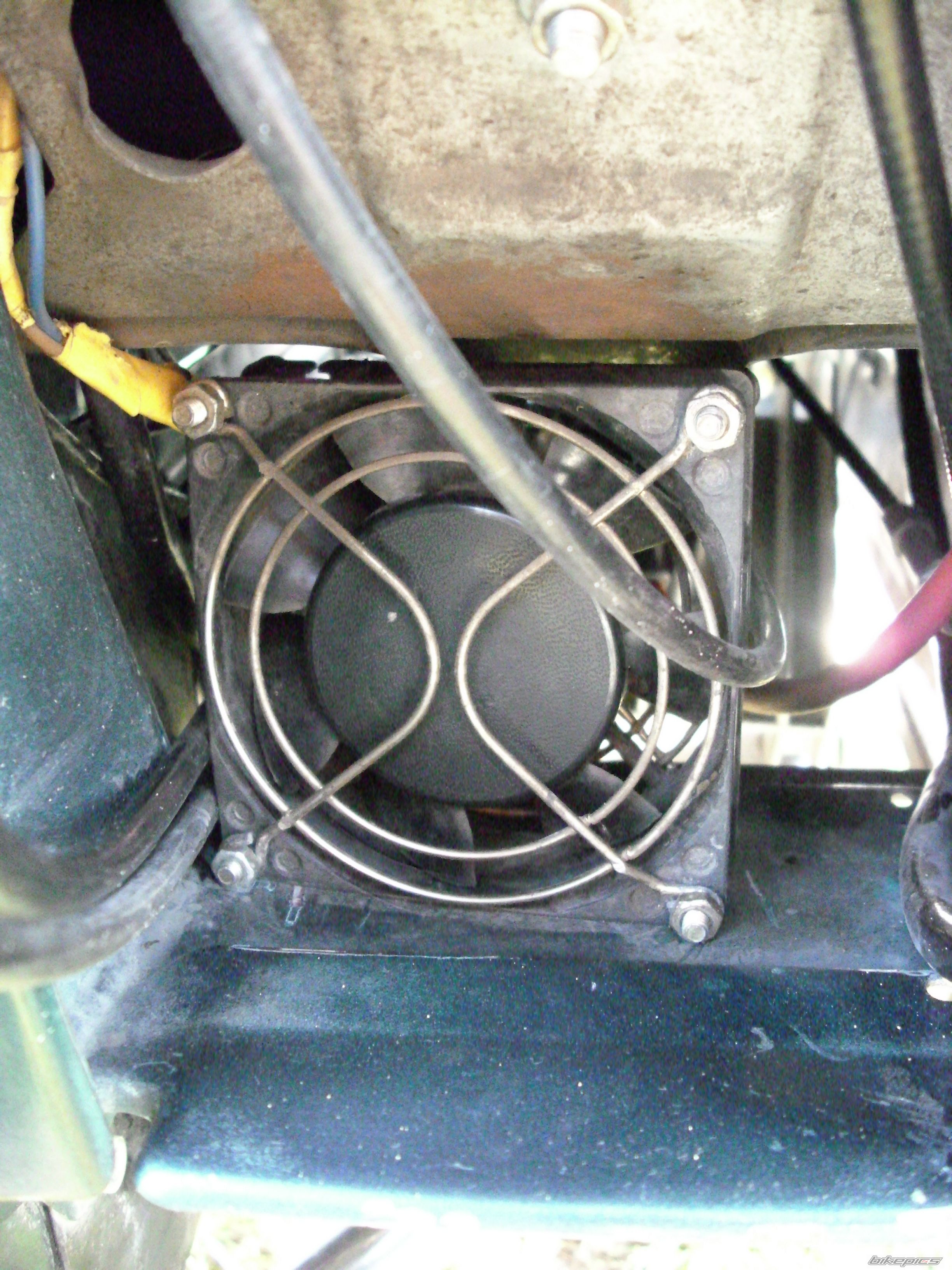 Photo 1614543