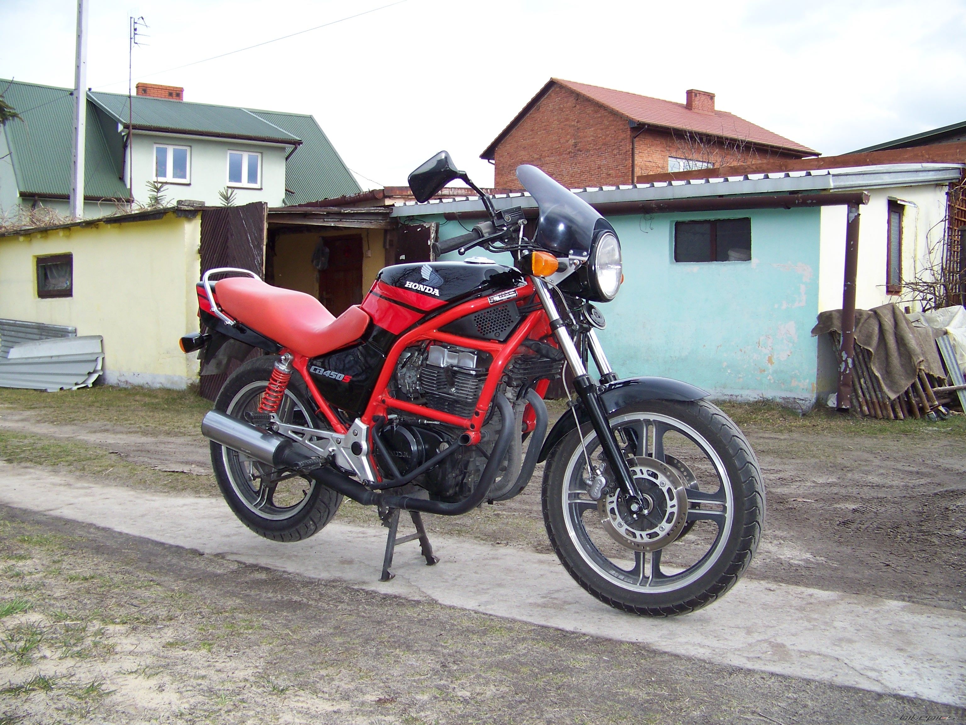 Photo 1614777