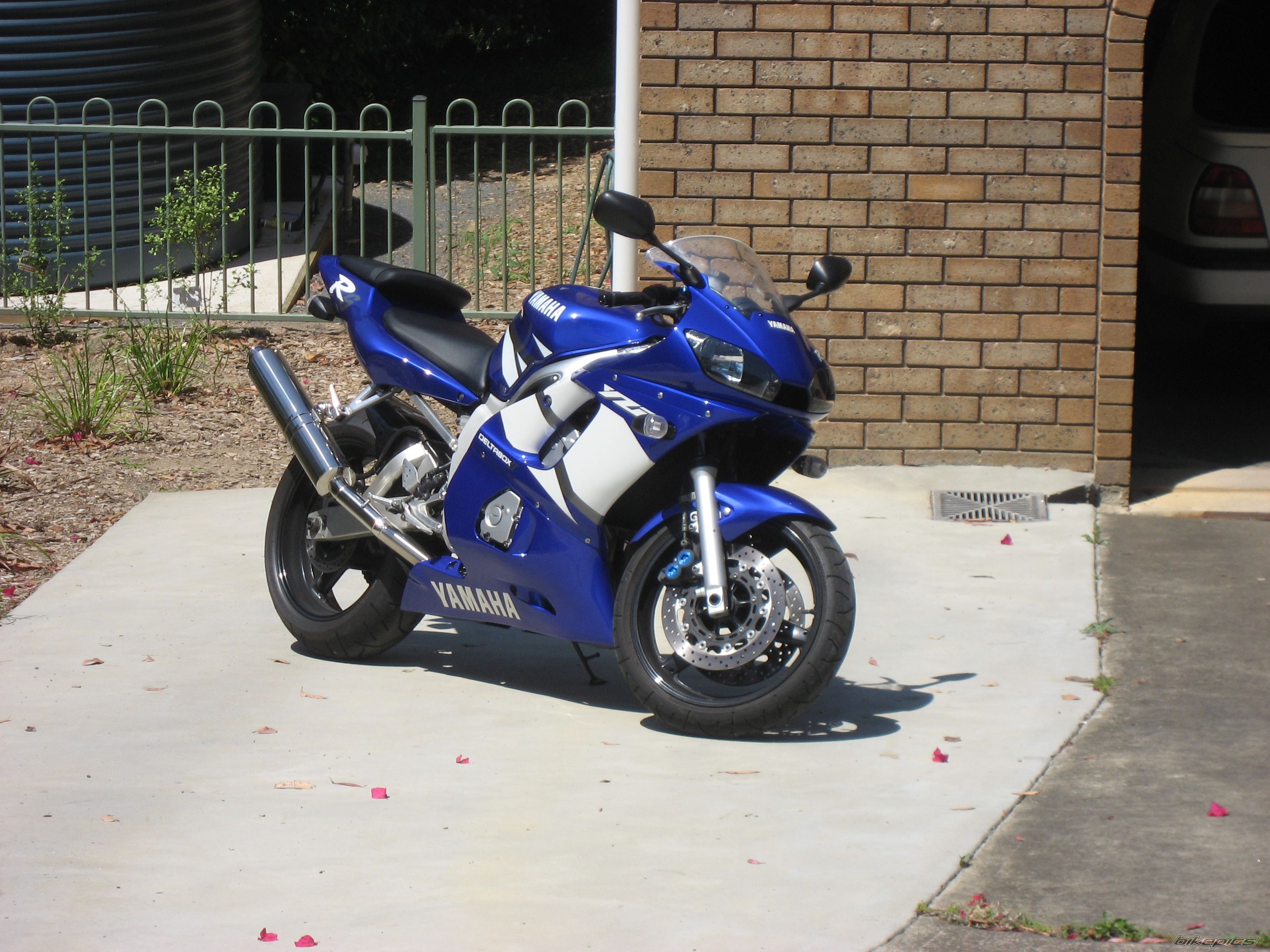 Photo 1614797