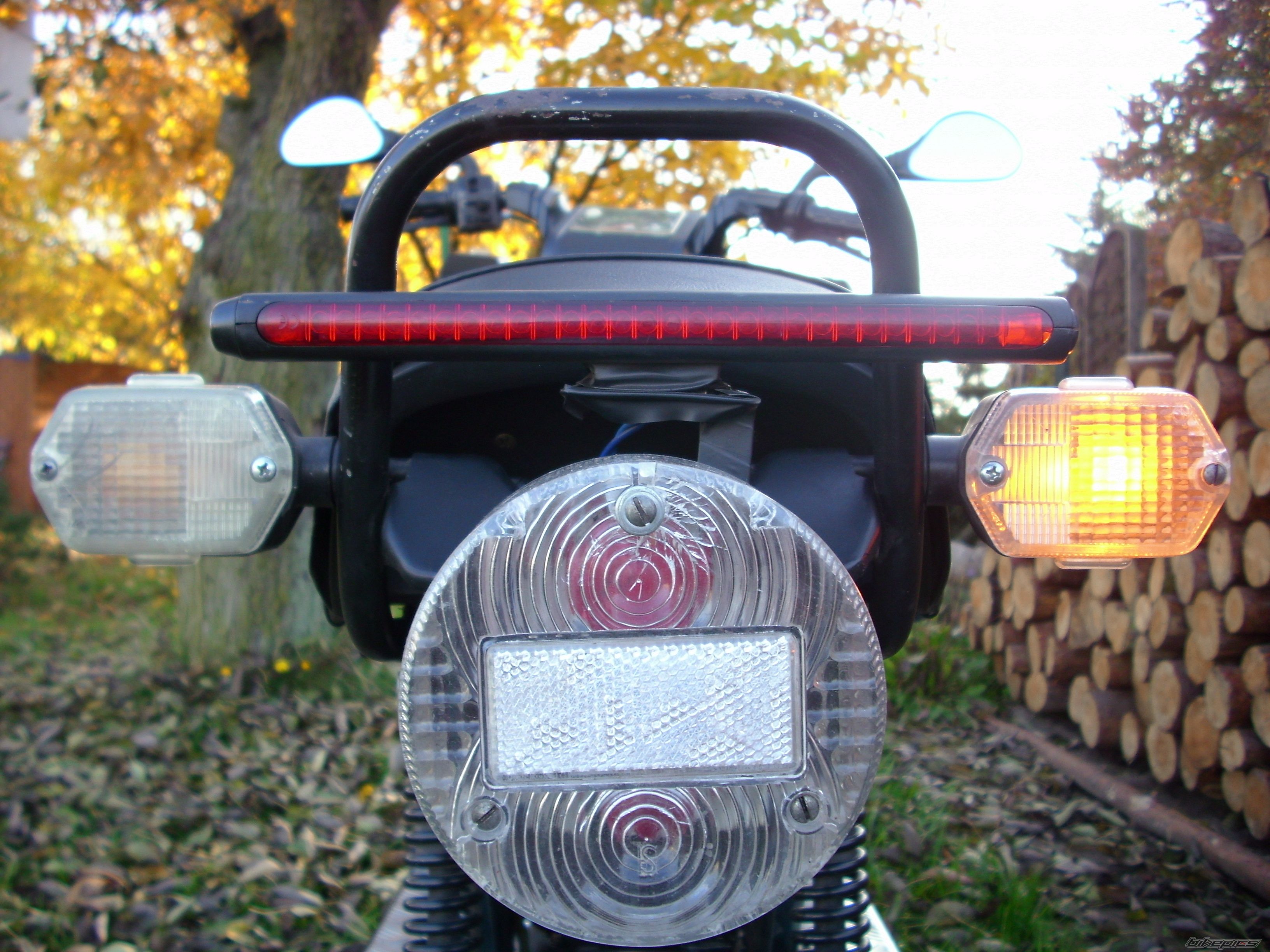 Photo 1614832