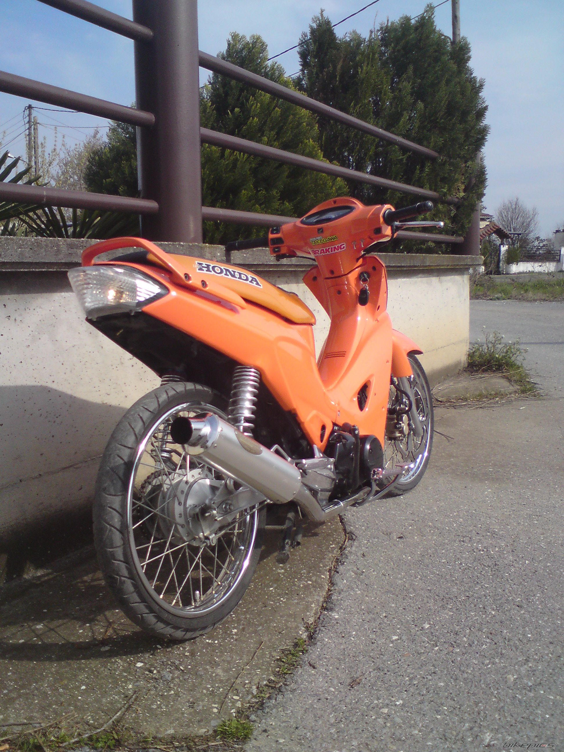 Photo 1615063