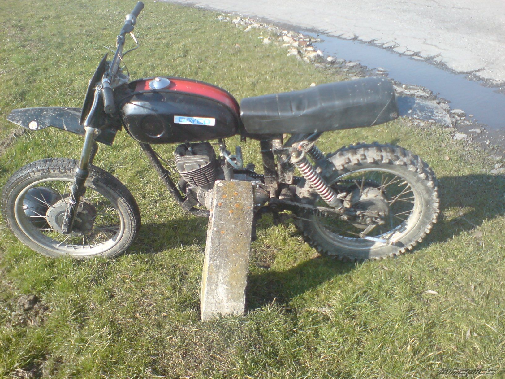 Photo 1615076