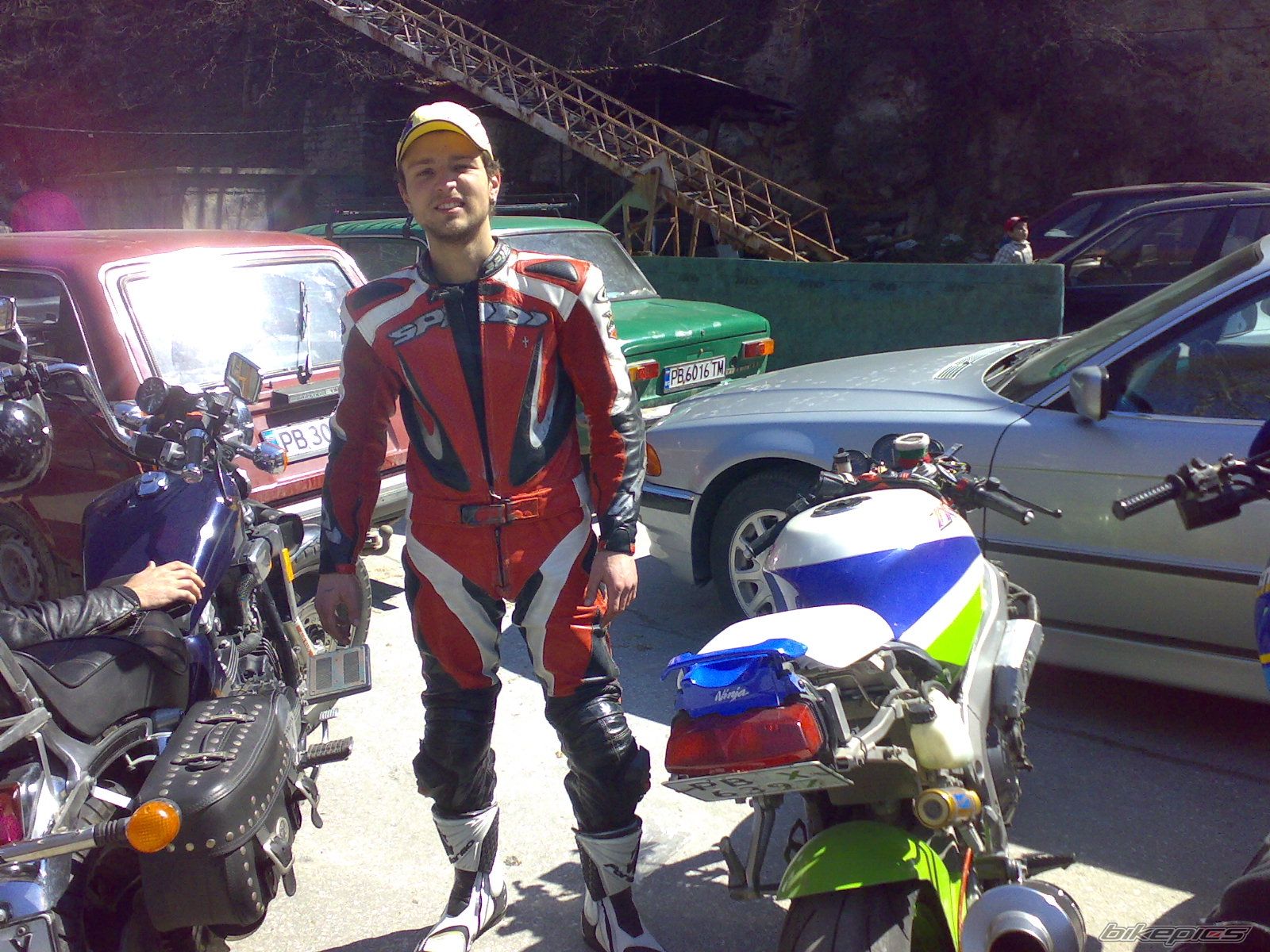 Photo 1615246