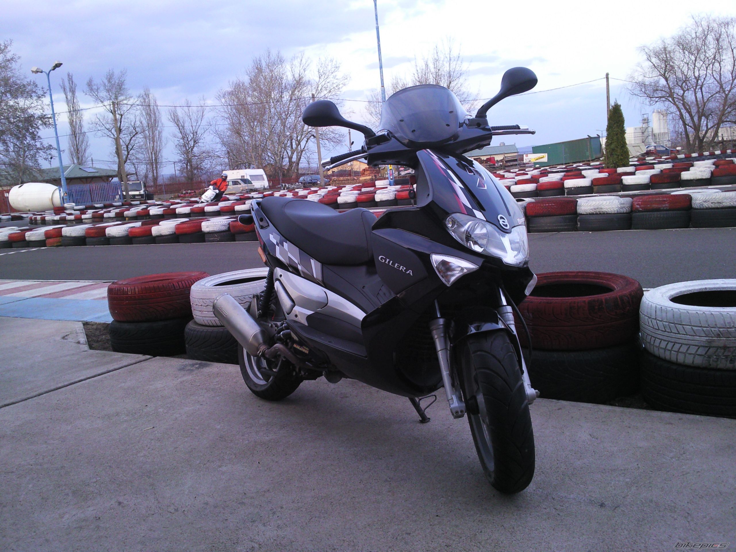 Photo 1615305