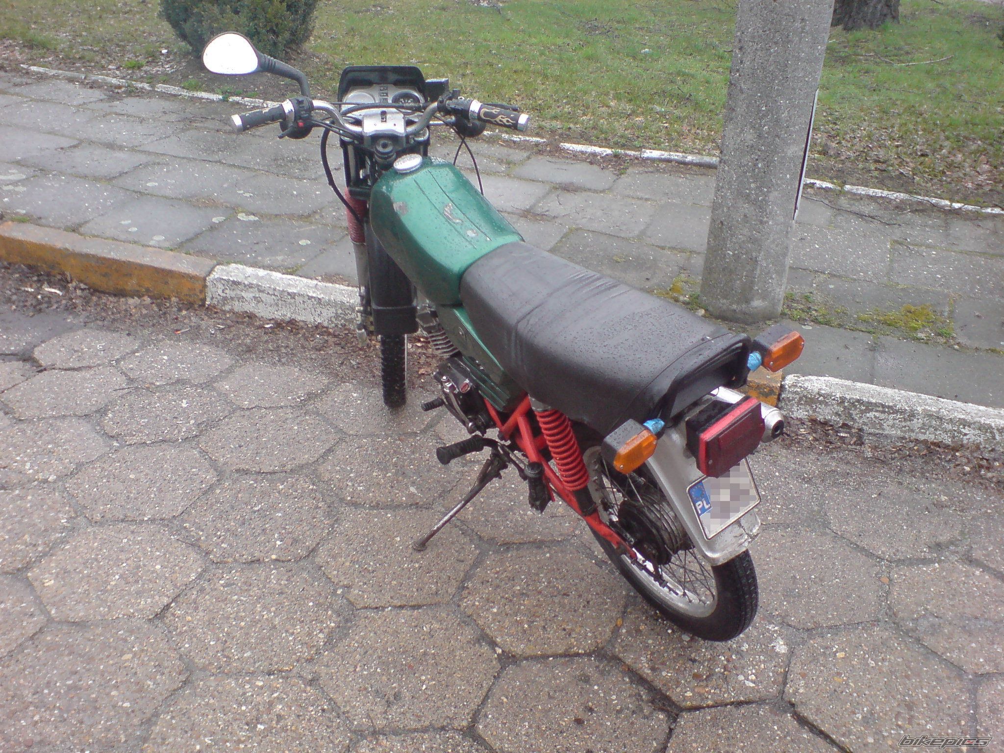 Photo 1615342