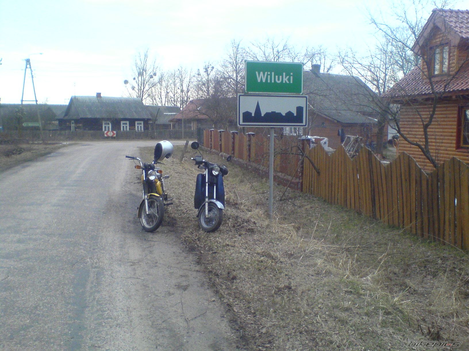 Photo 1615354