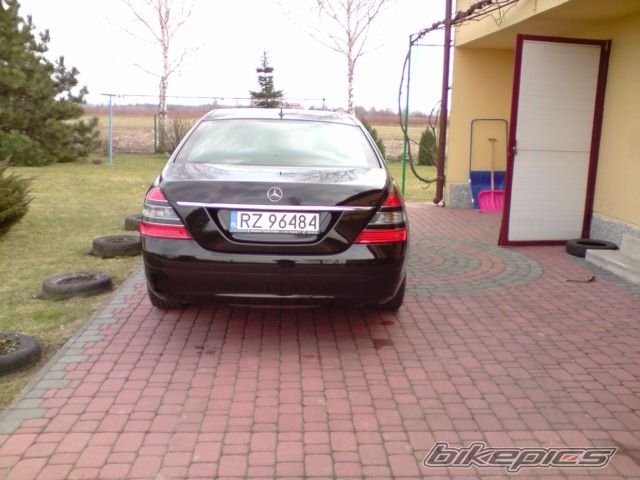 Photo 1615398