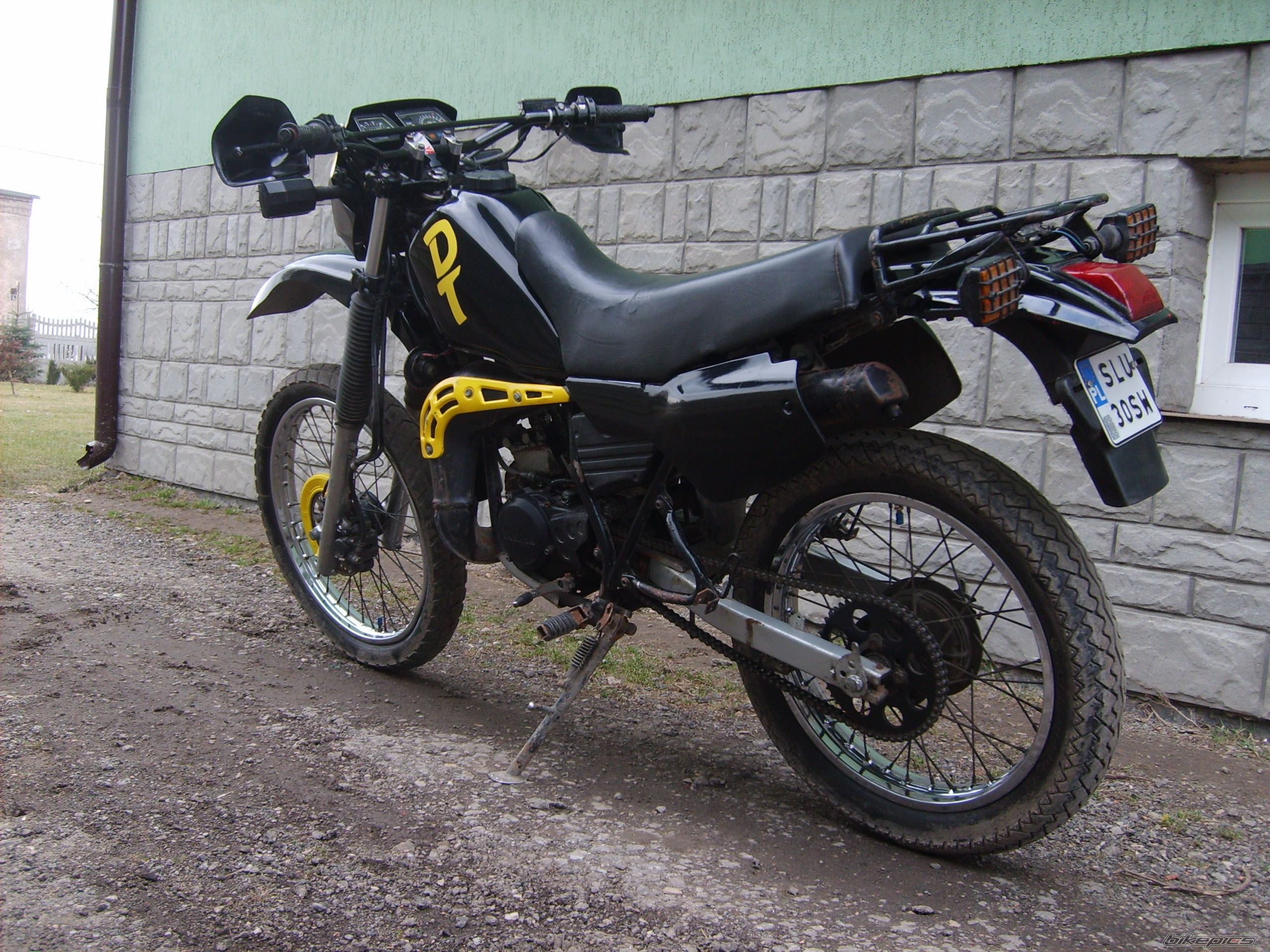Photo 1615405
