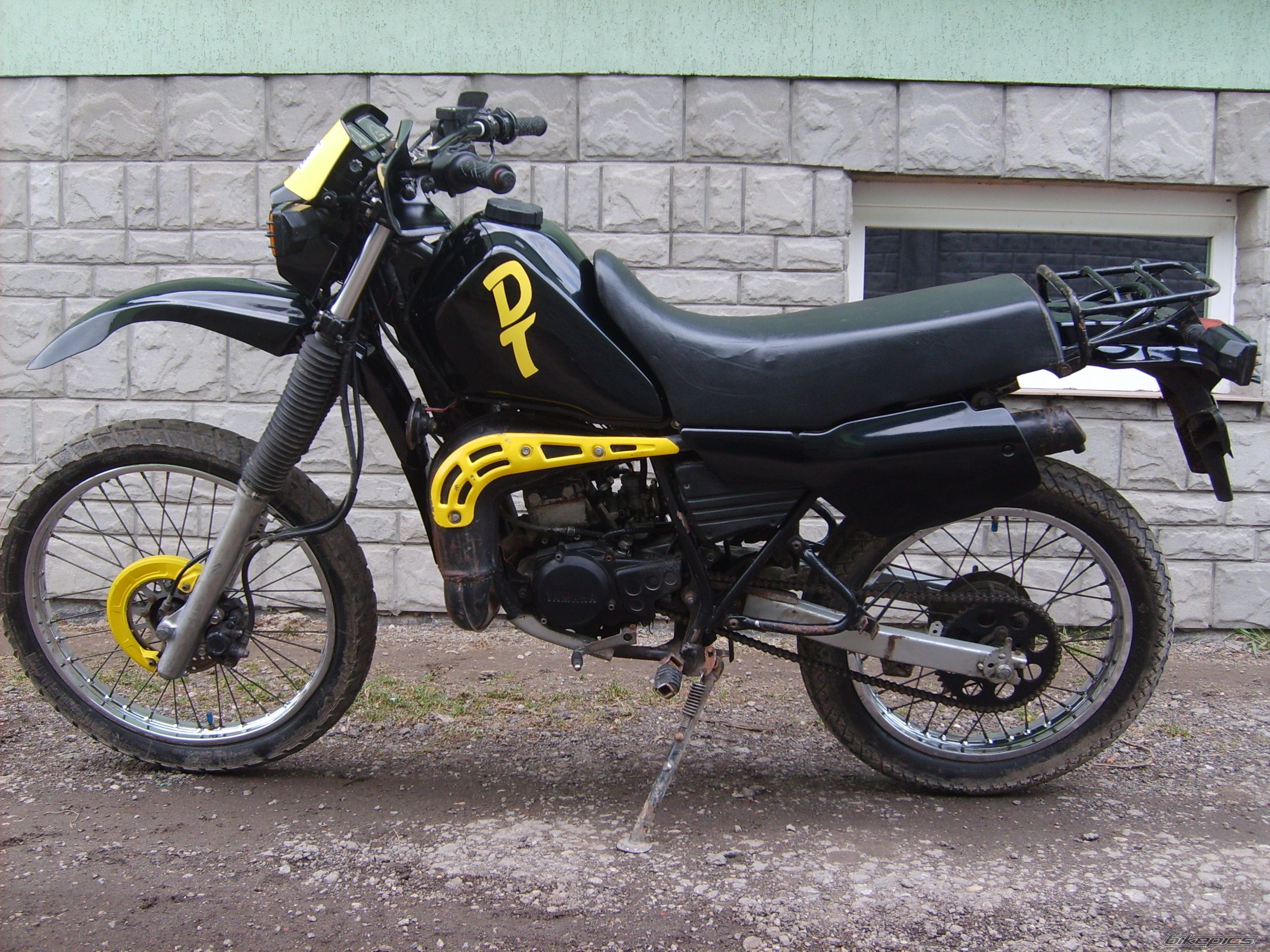 Photo 1615410
