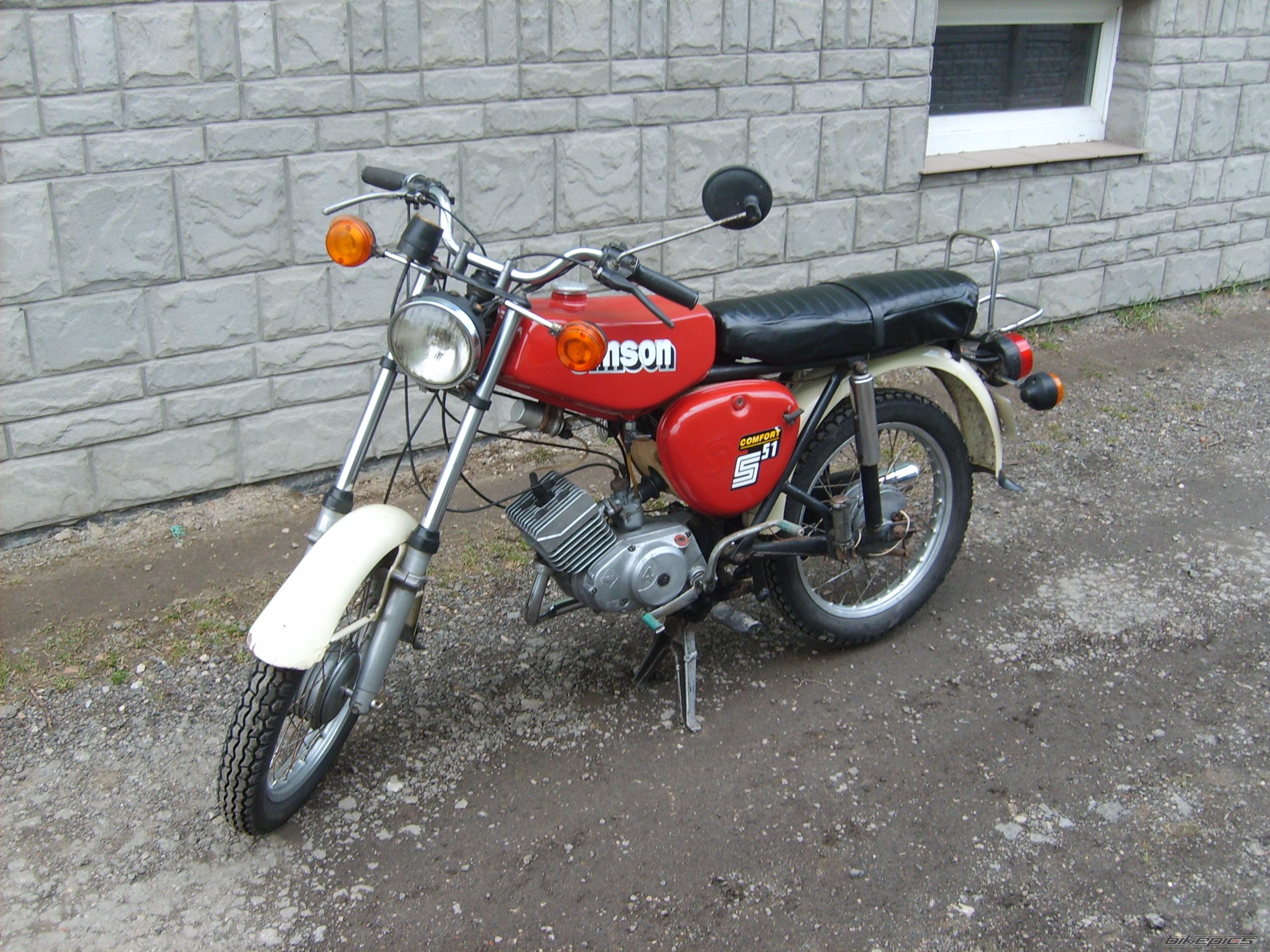 Photo 1615437