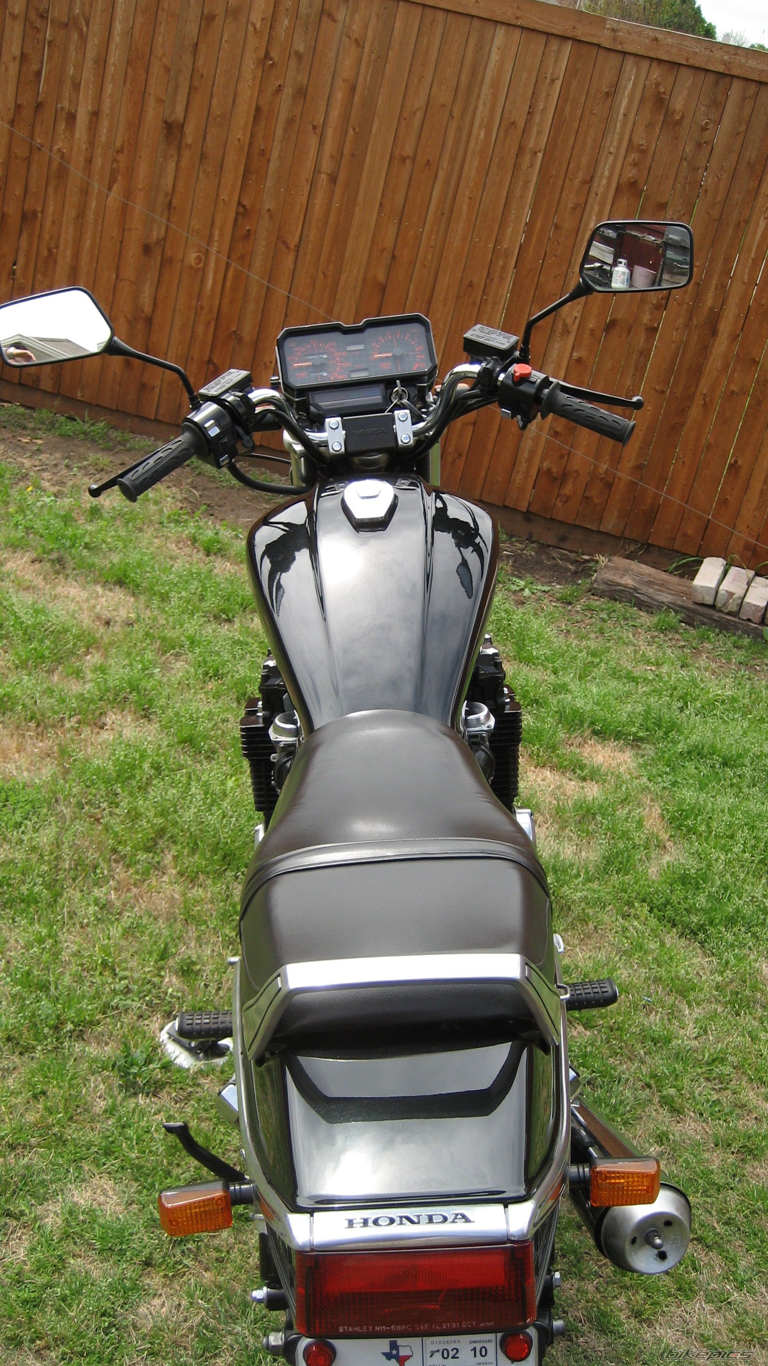 Photo 1615452