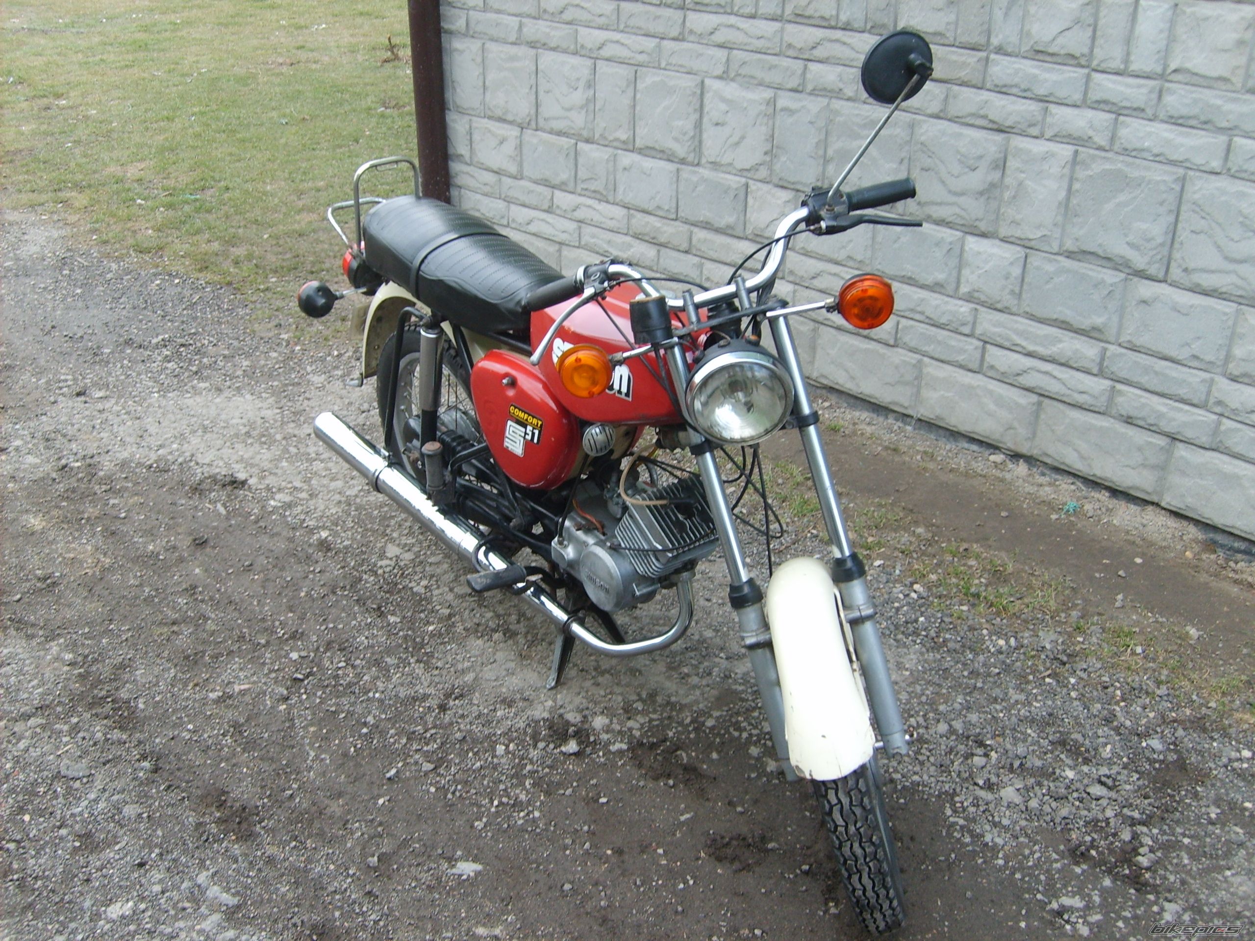 Photo 1615453