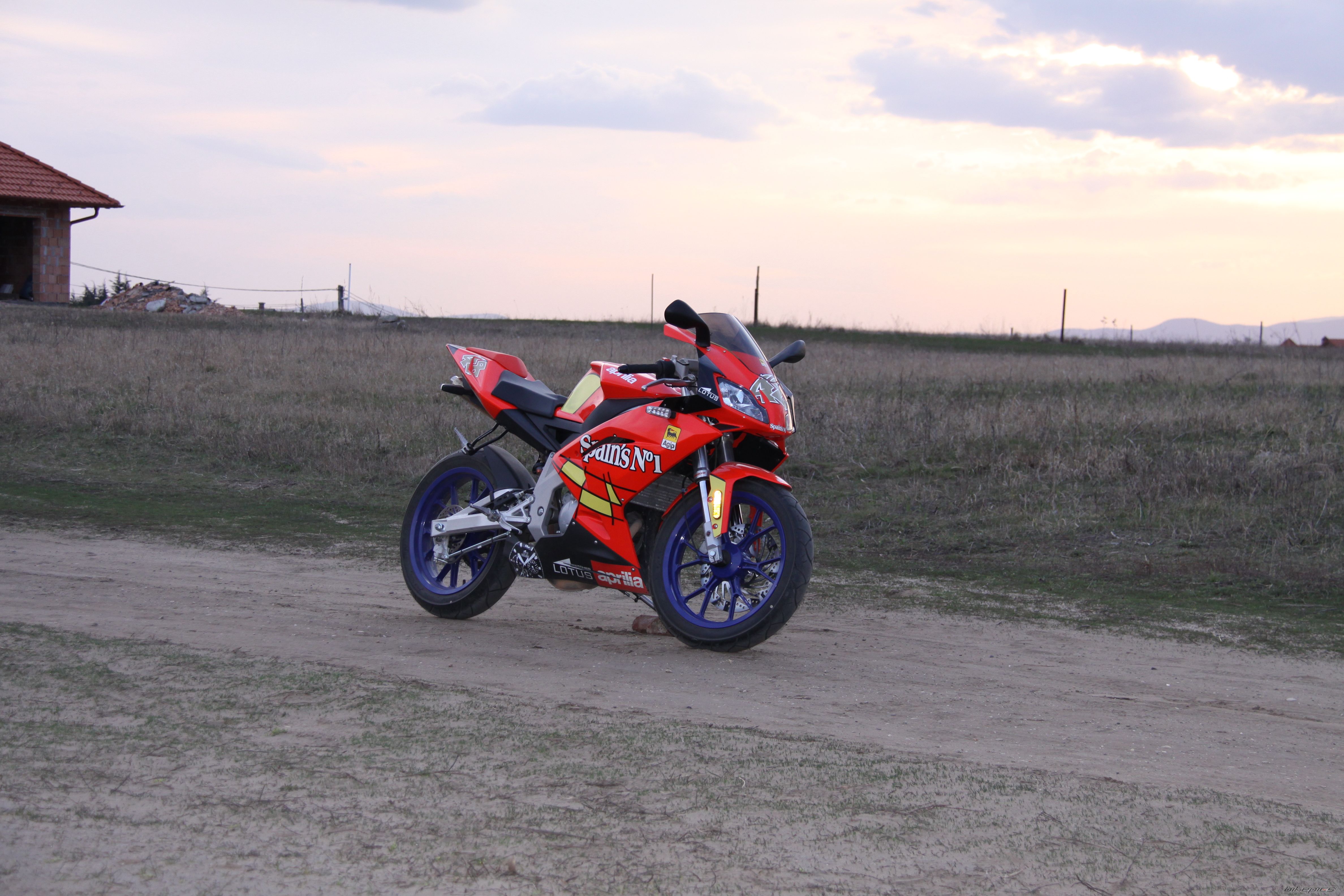 Bike Photo 1615469