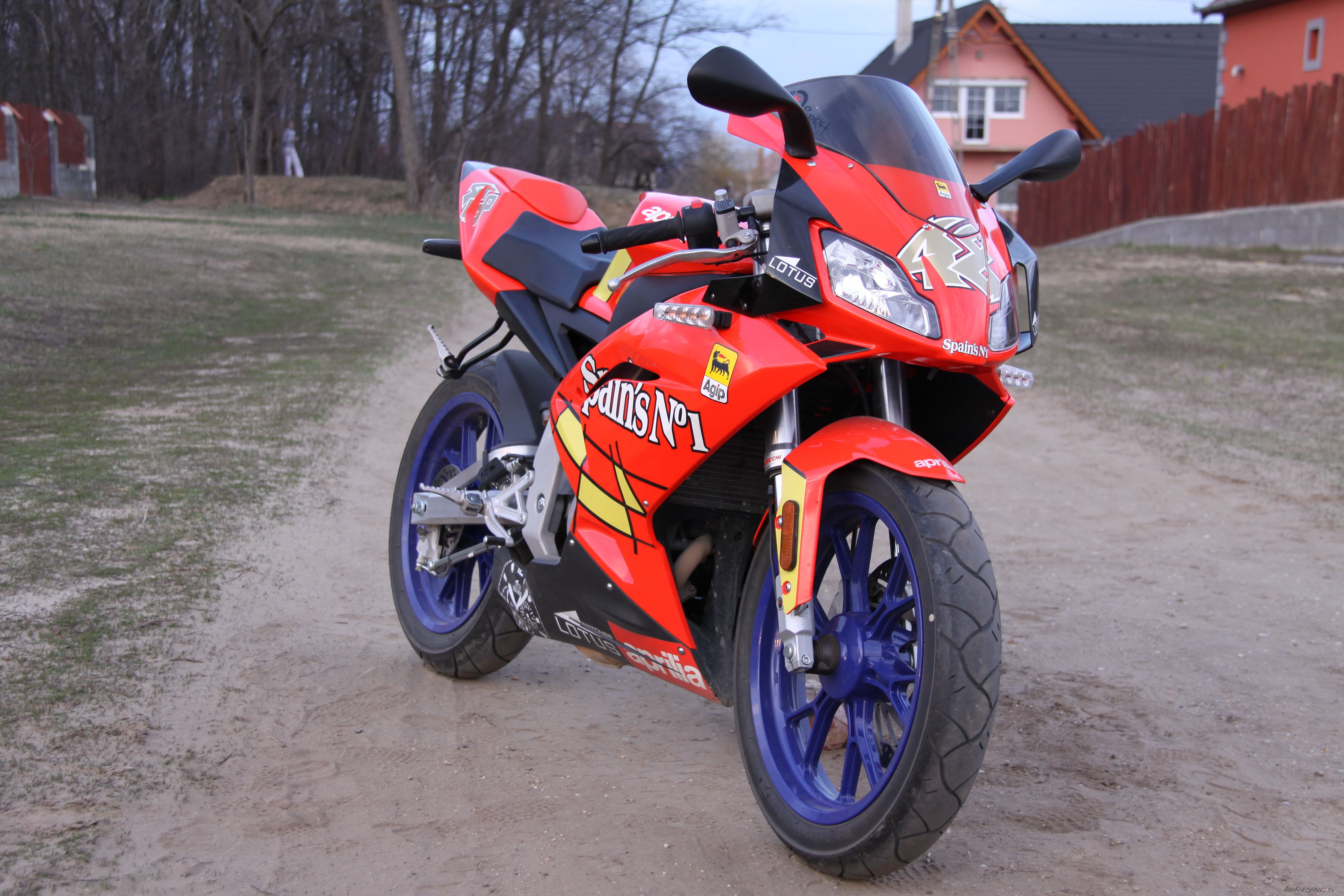 Bike Photo 1615474