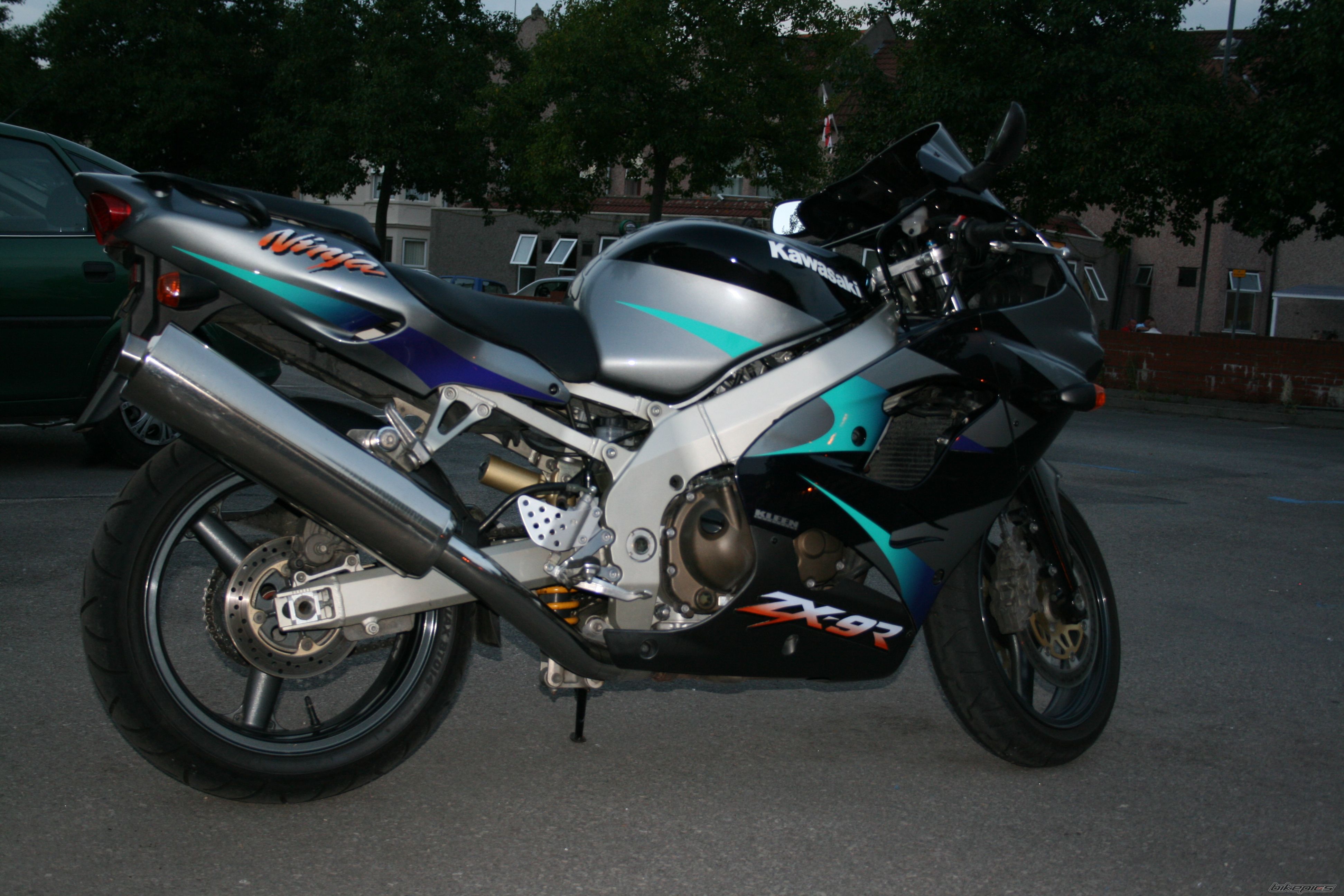 Photo 1615572