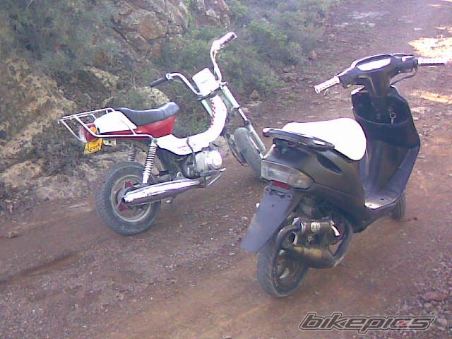 Photo 1615598